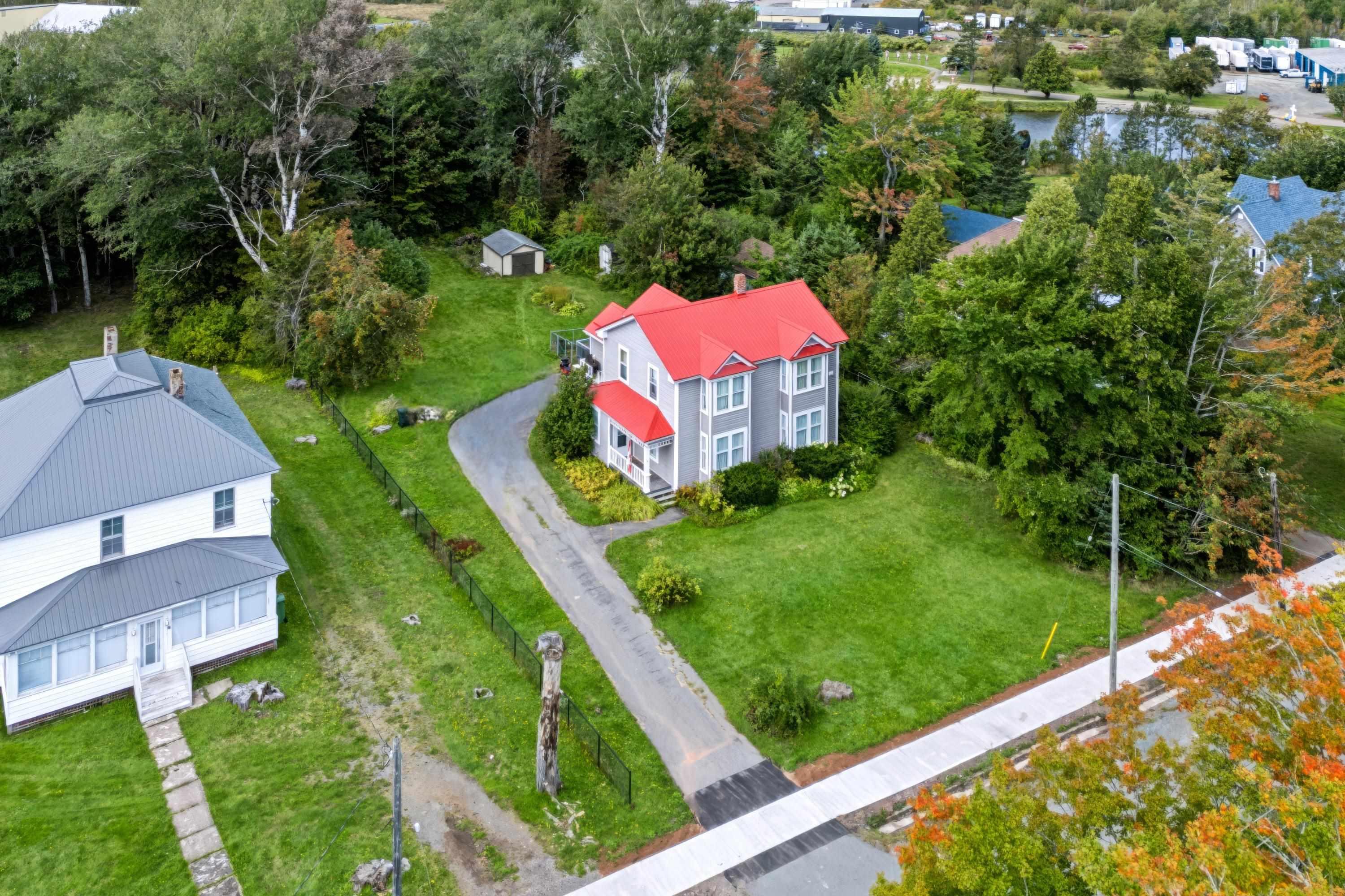 $269,900.00: 13 McDougall Street, Springhill
