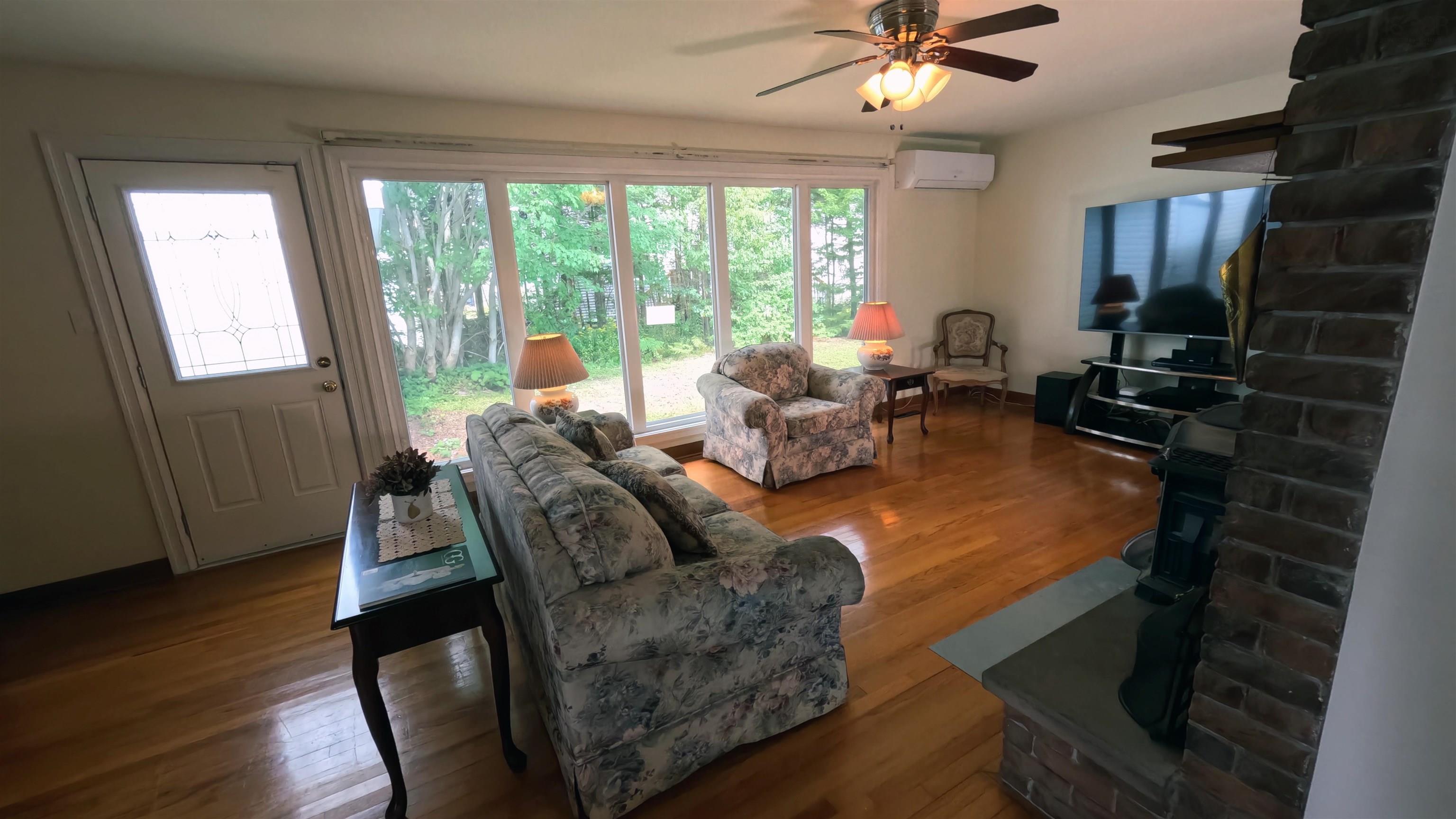 $525,000.00: 17 Maple Drive, Timberlea