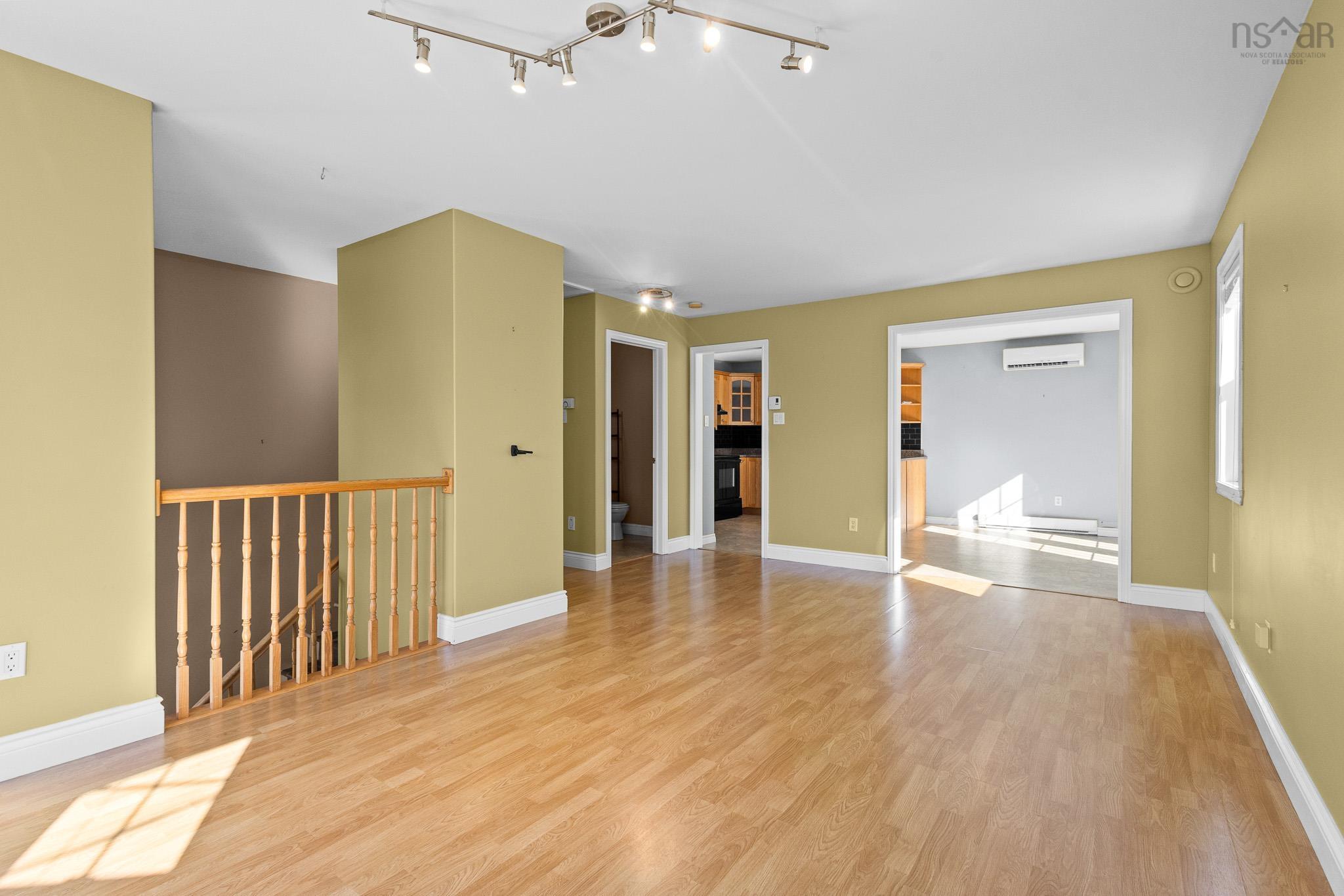 $415,000.00: 51 Lovell Lane, Halifax