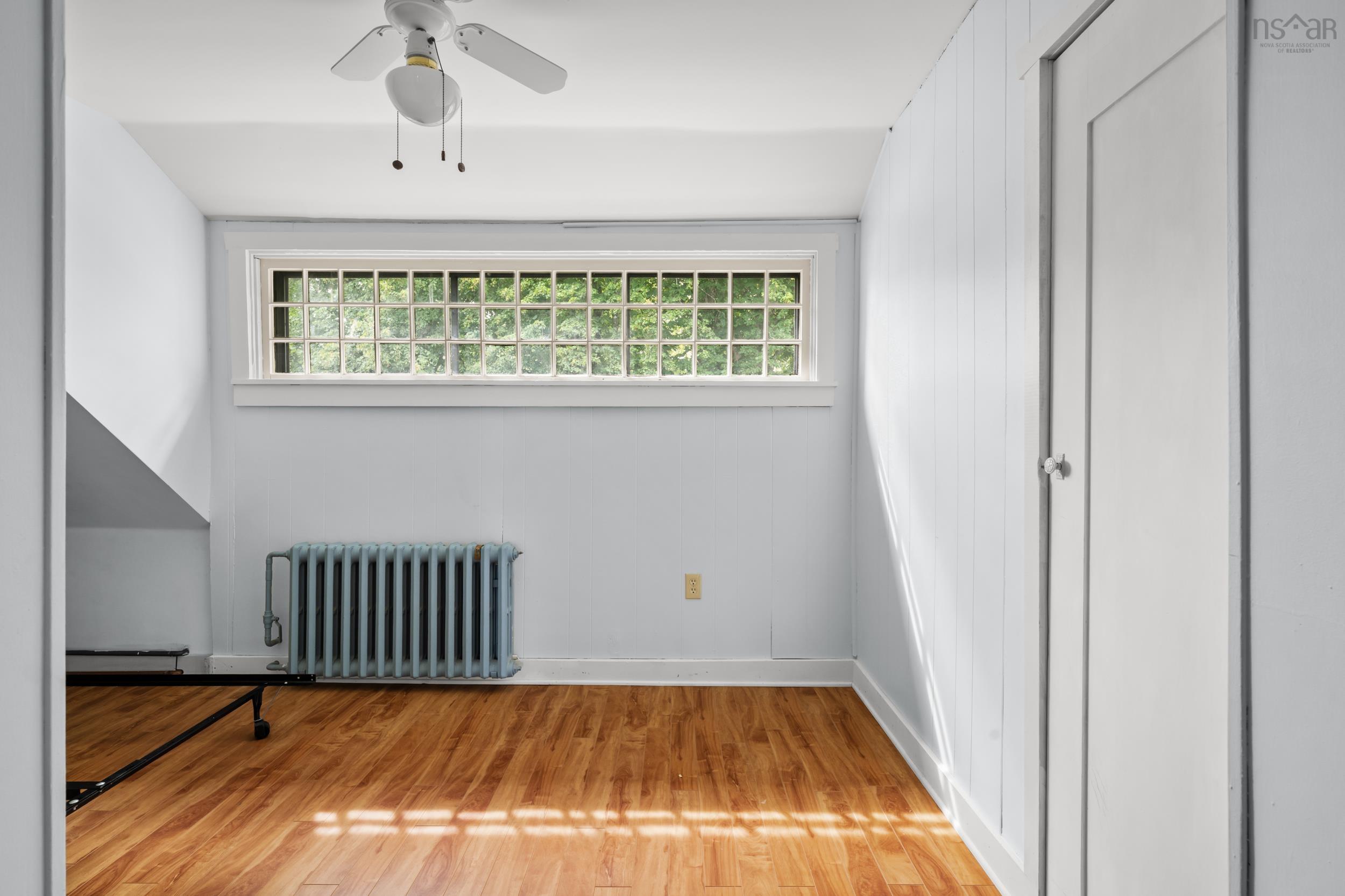 $769,000.00: 8 Maple Avenue, Lunenburg