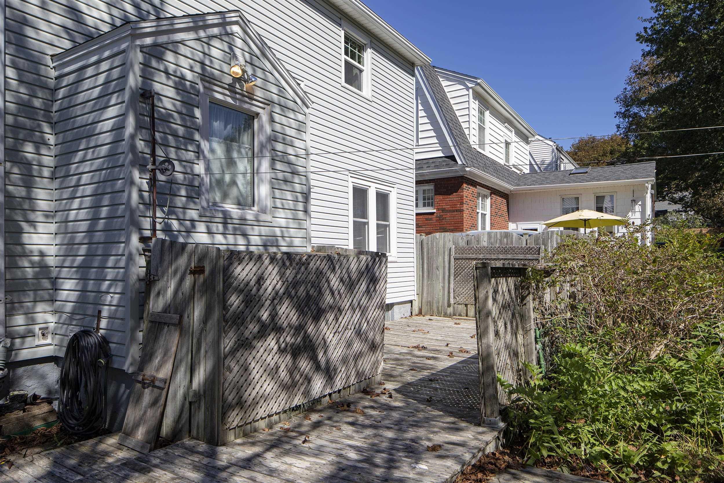$498,800.00: 6446 Edinburgh Street, Halifax