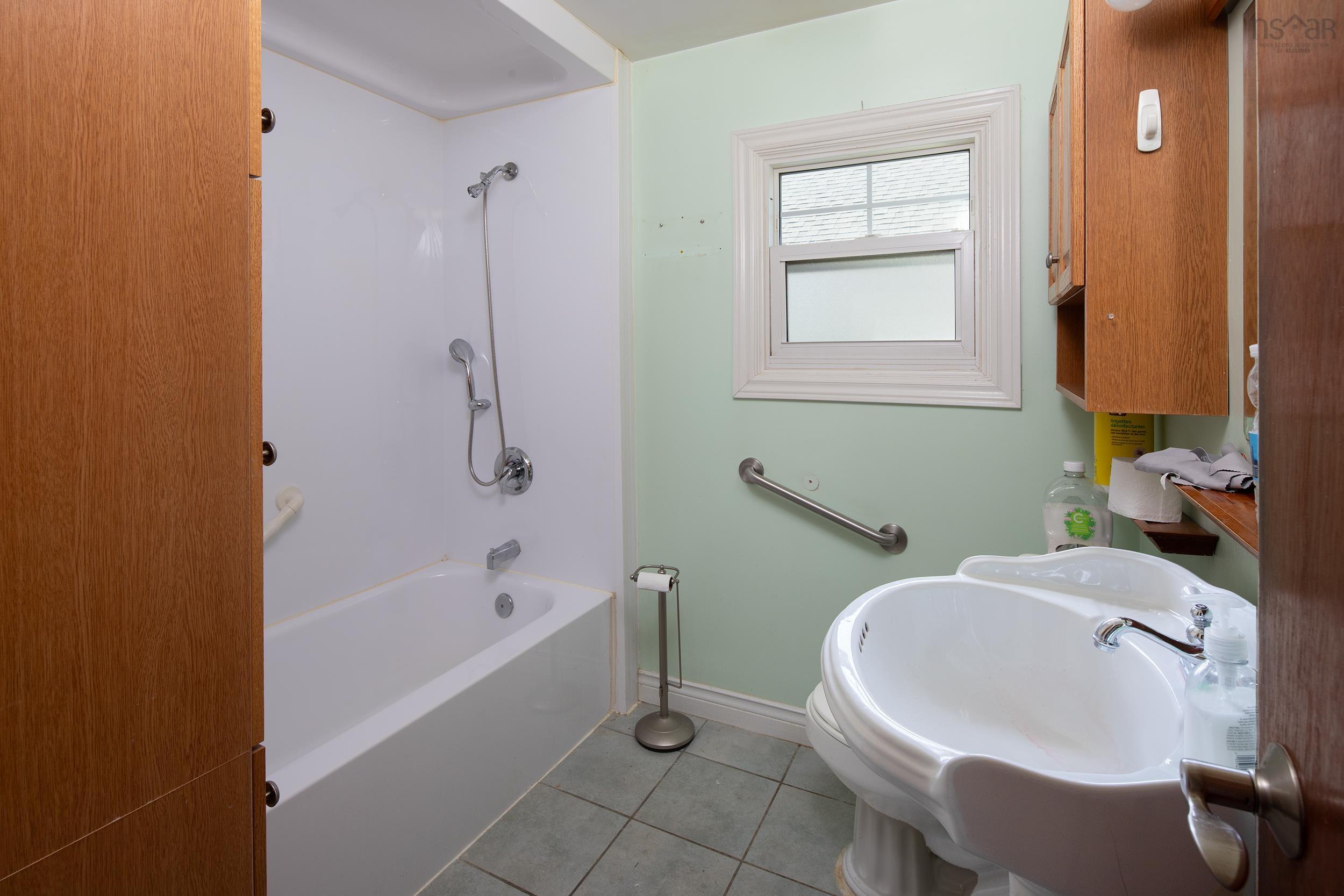 $498,800.00: 6446 Edinburgh Street, Halifax