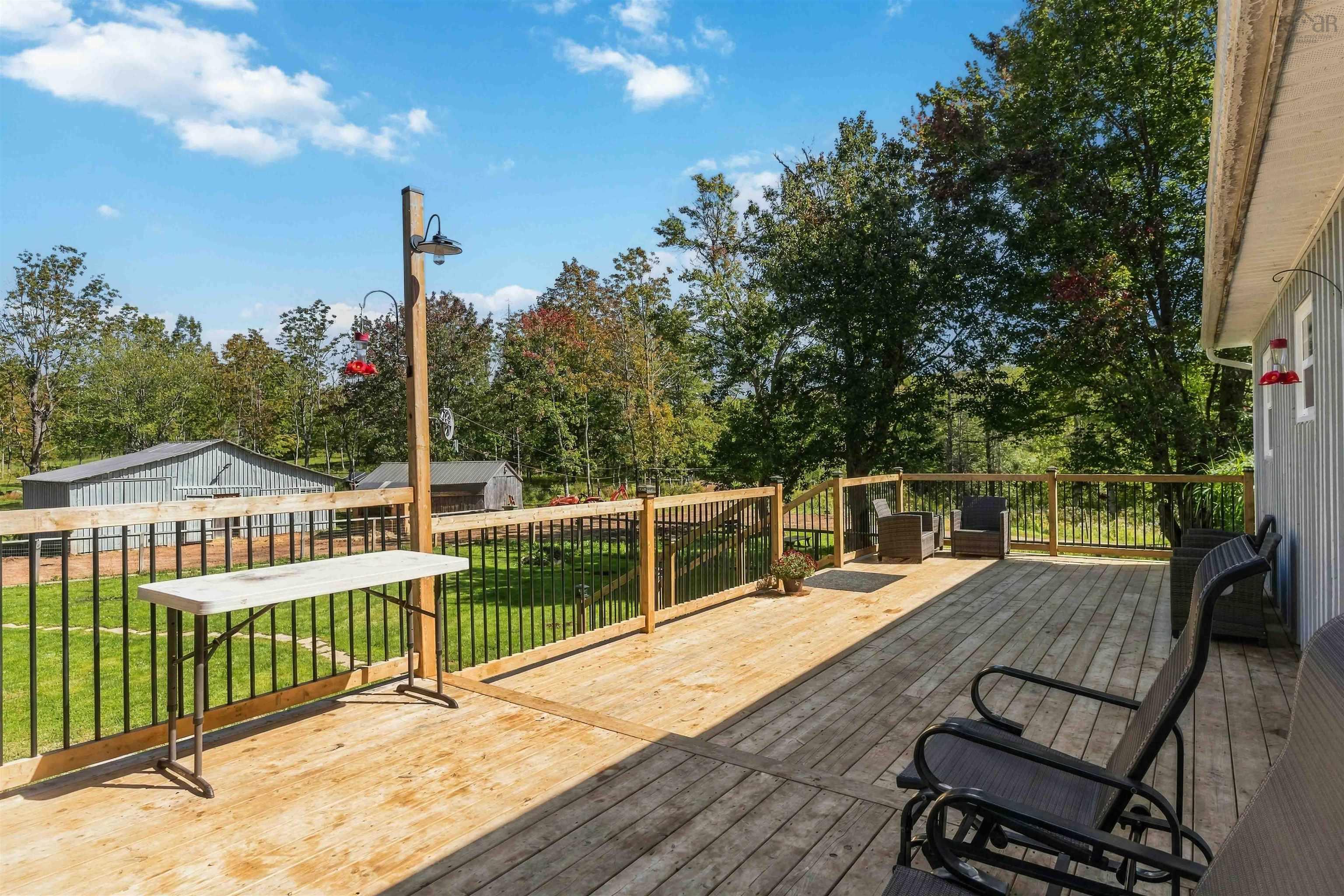 $629,900.00: 1106 Tetzlaff Road, Canaan
