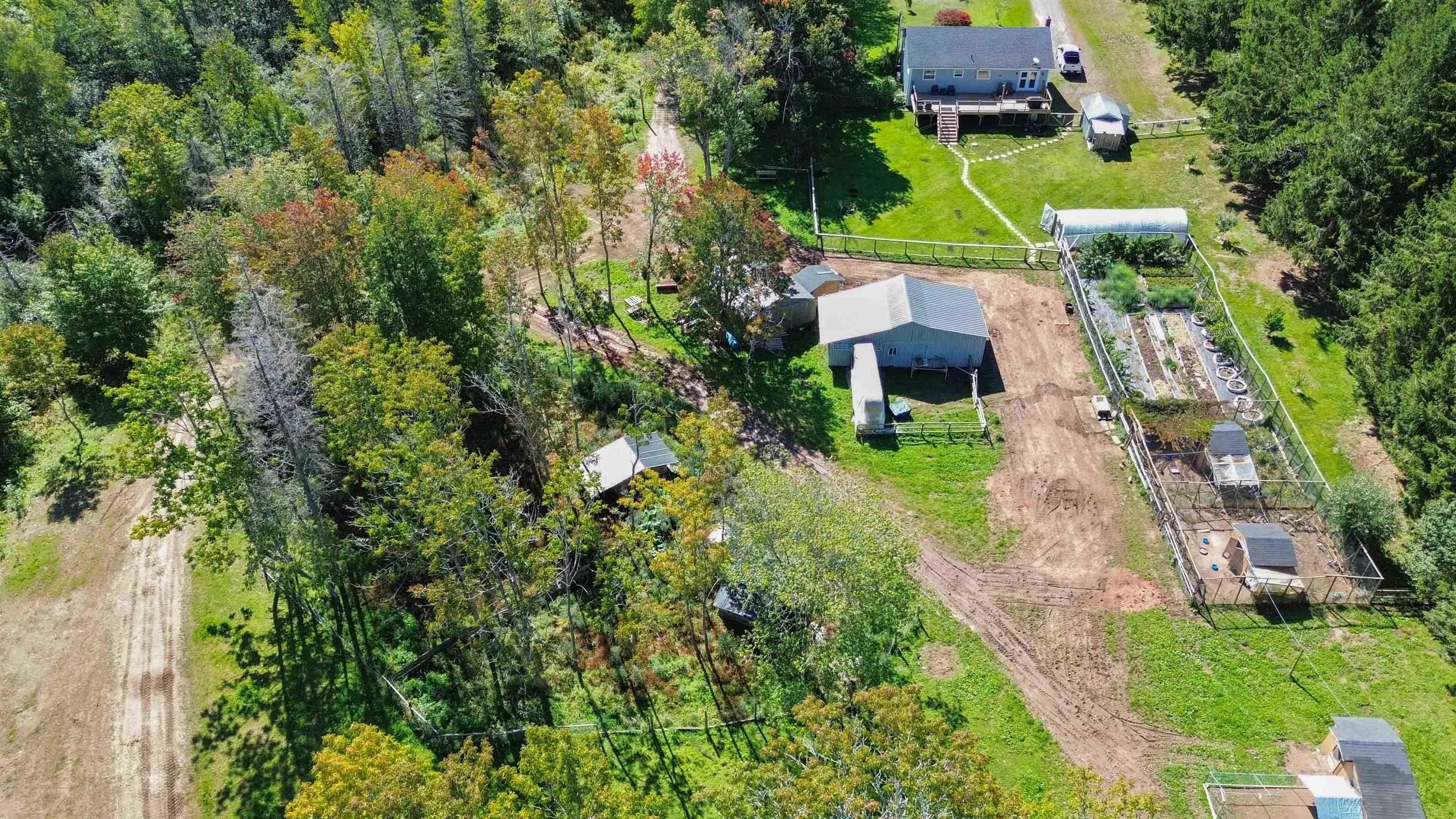 $629,900.00: 1106 Tetzlaff Road, Canaan
