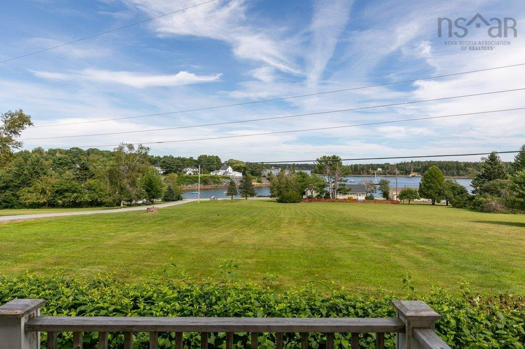 $2,499,000.00: 678 Oakland Road, Indian Point