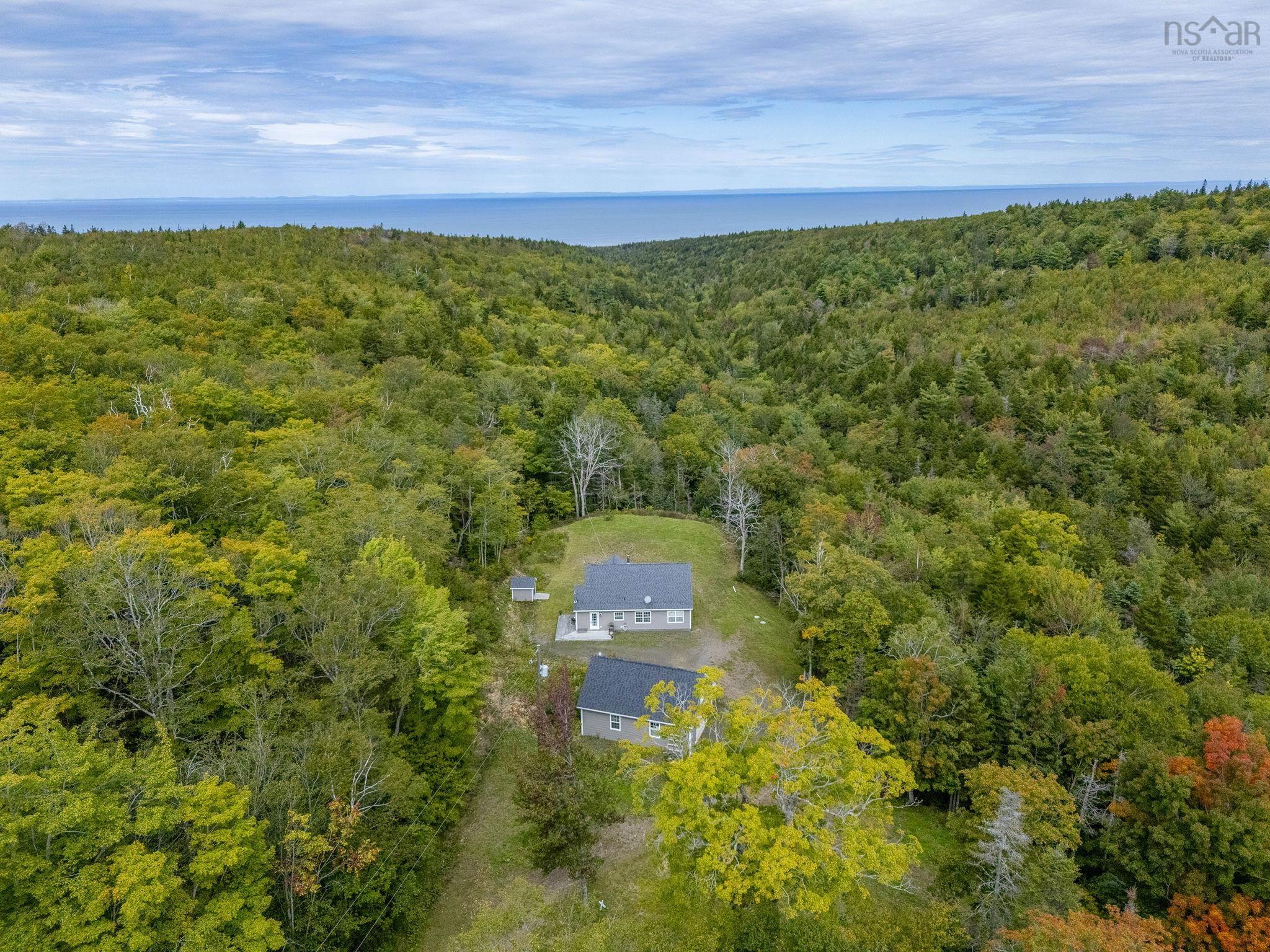 $429,000.00: 984 Youngs Mountain Road, Youngs Cove