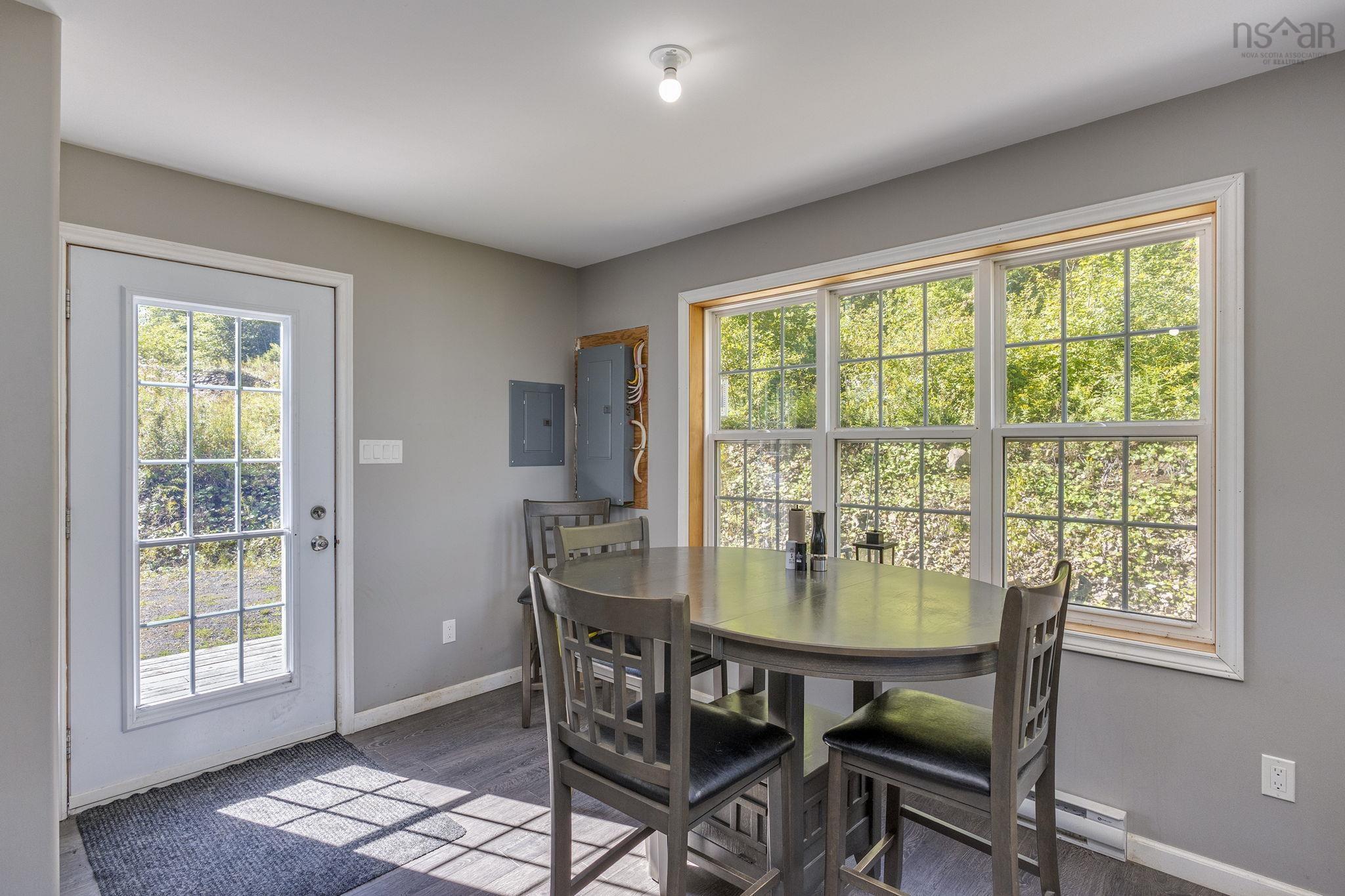 $429,000.00: 984 Youngs Mountain Road, Youngs Cove