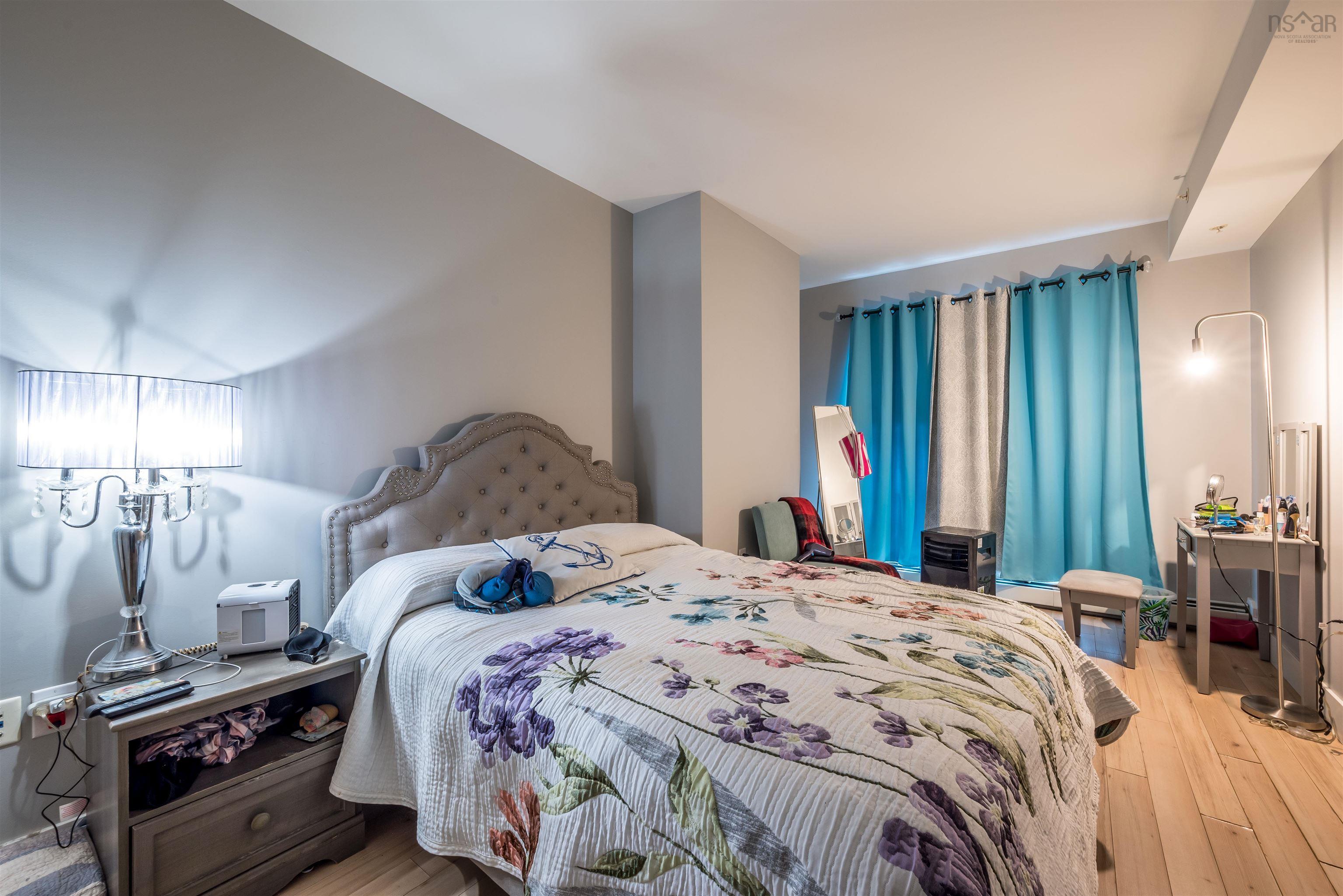 $475,000.00: 304 15 Kings Wharf Place, Dartmouth