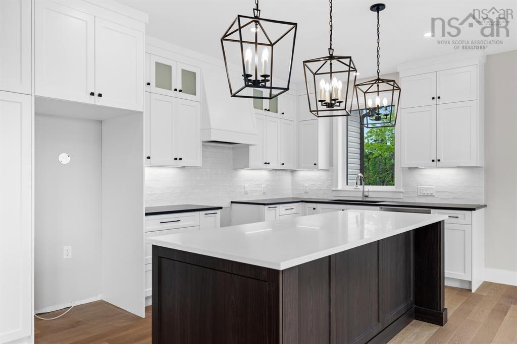 $1,200,000.00: 74 Lentuk, Oakfield