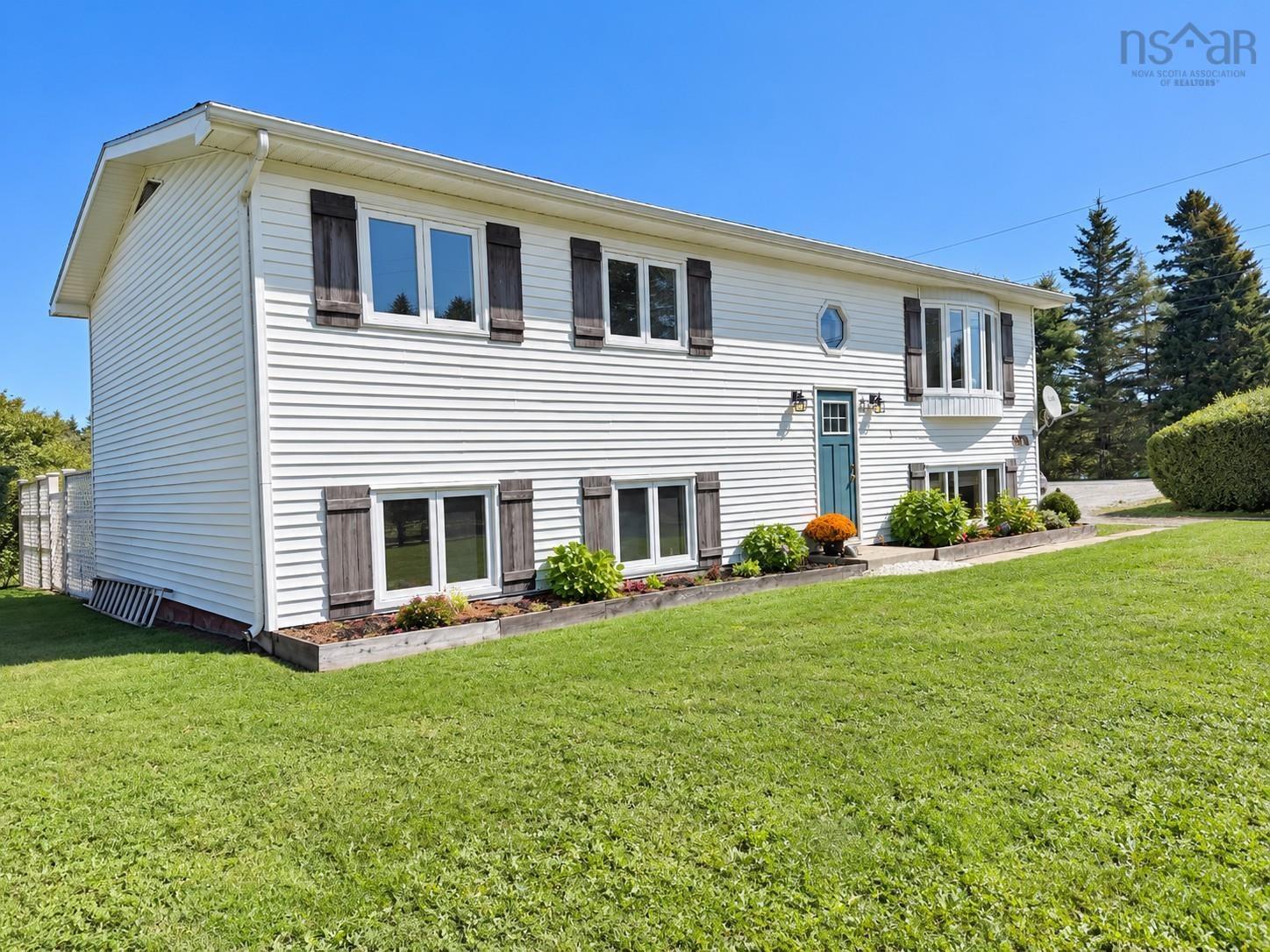 $380,000.00: 37 Bay Side Drive, Barrington