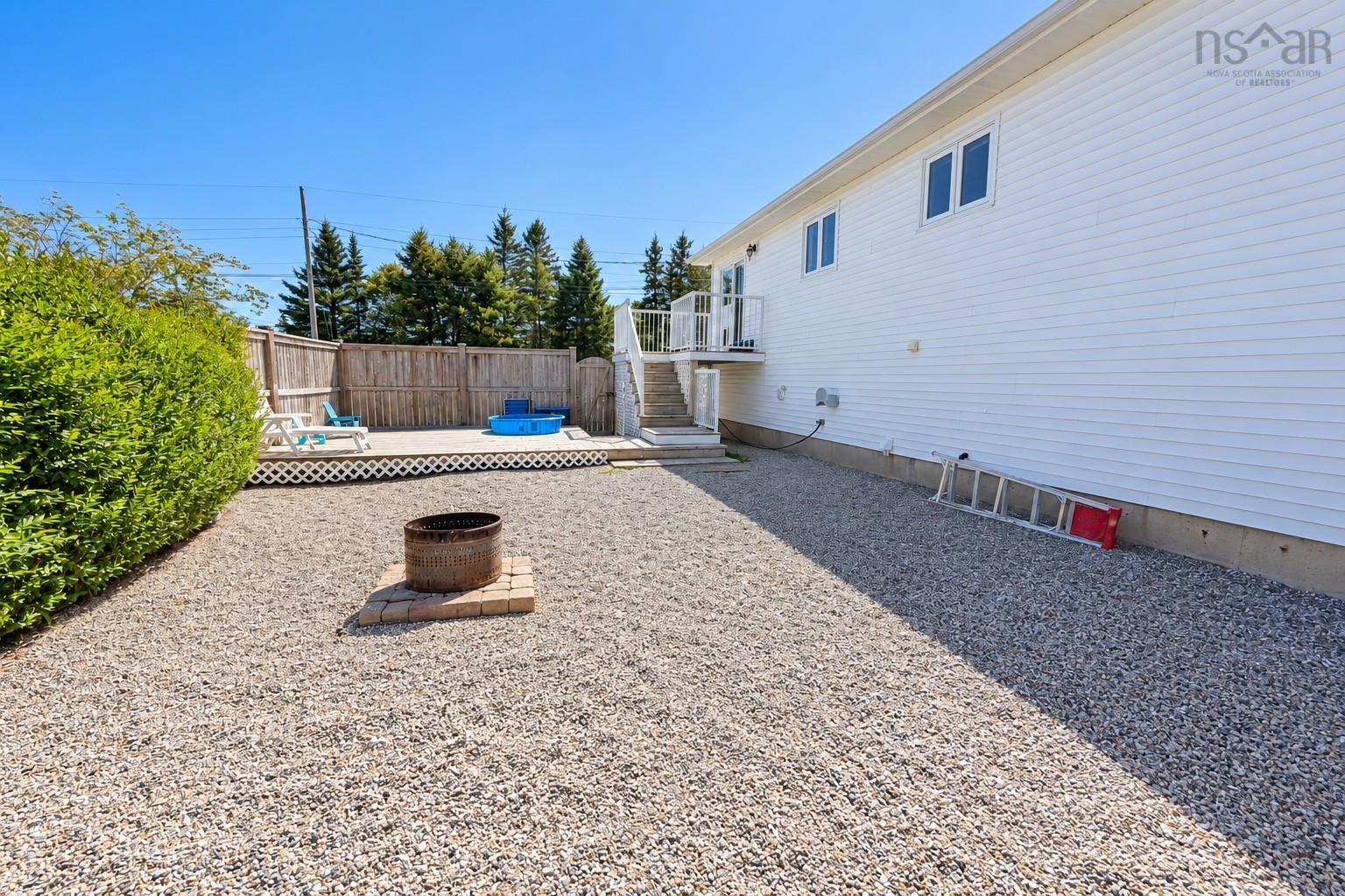 $380,000.00: 37 Bay Side Drive, Barrington
