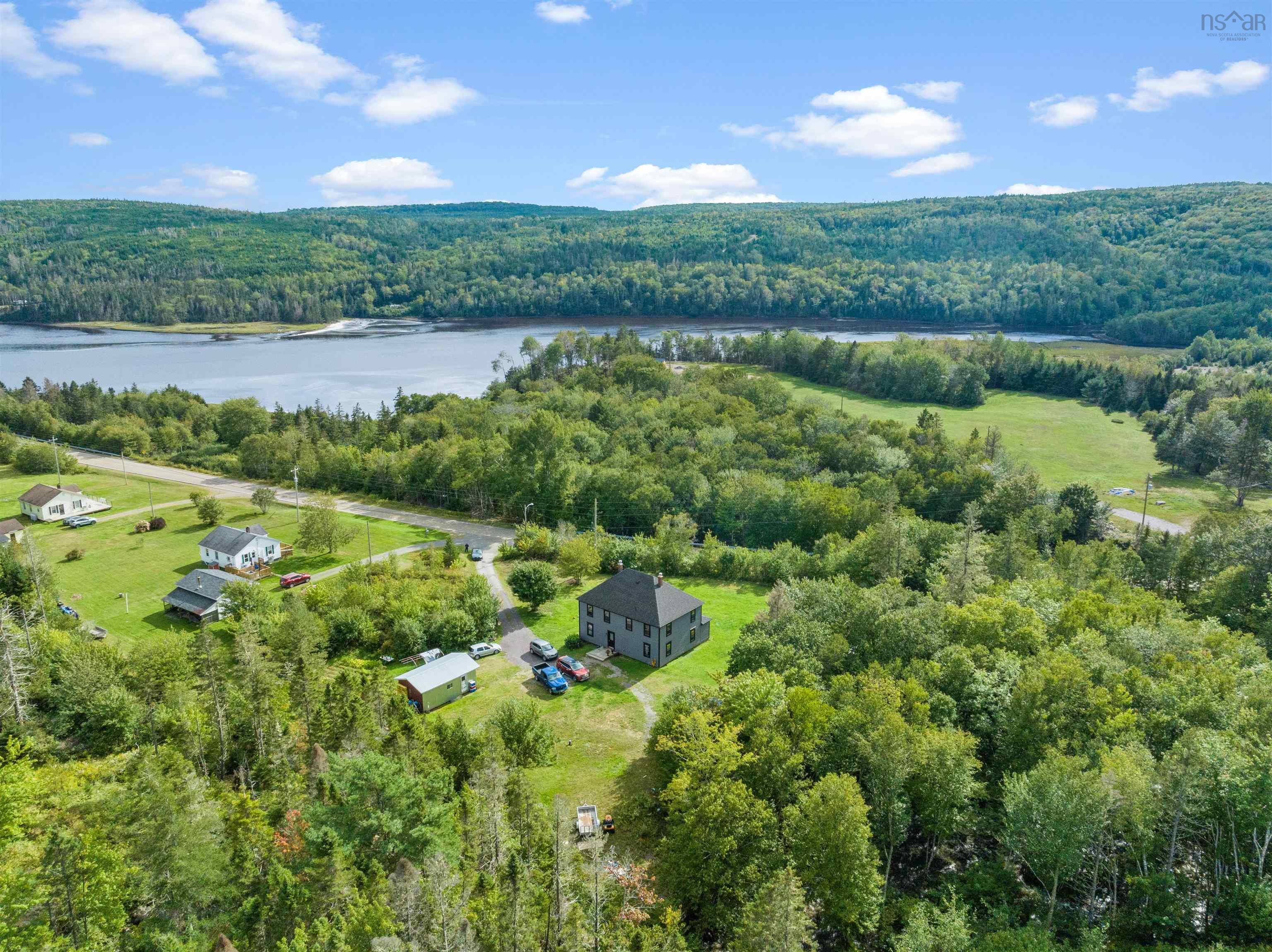 $389,900.00: 16236 Highway 316, Country Harbour Mines