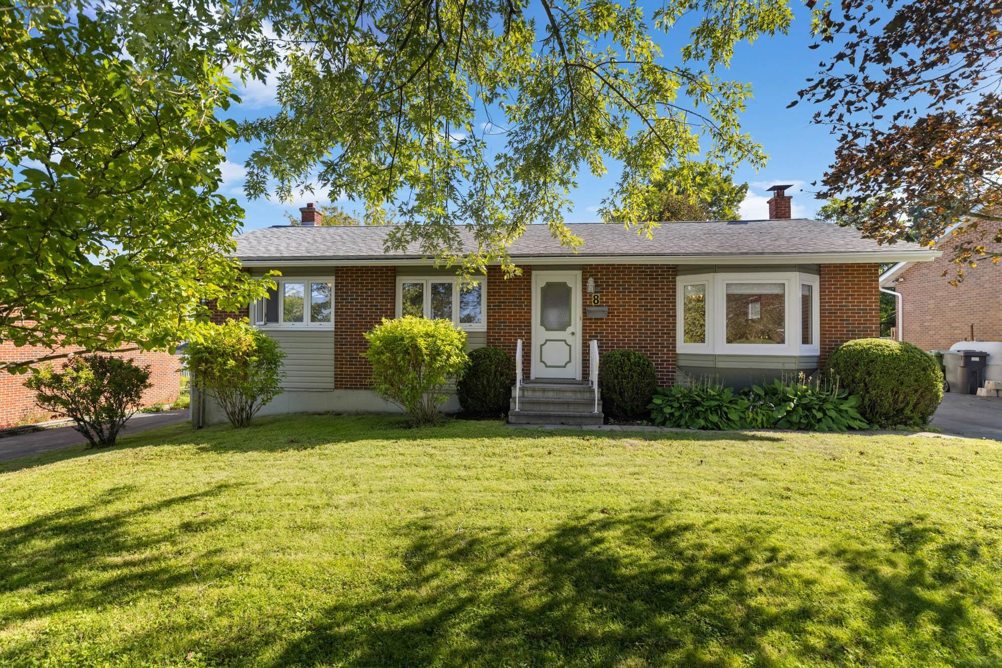 $508,000.00: 8 Muriel Avenue, Dartmouth