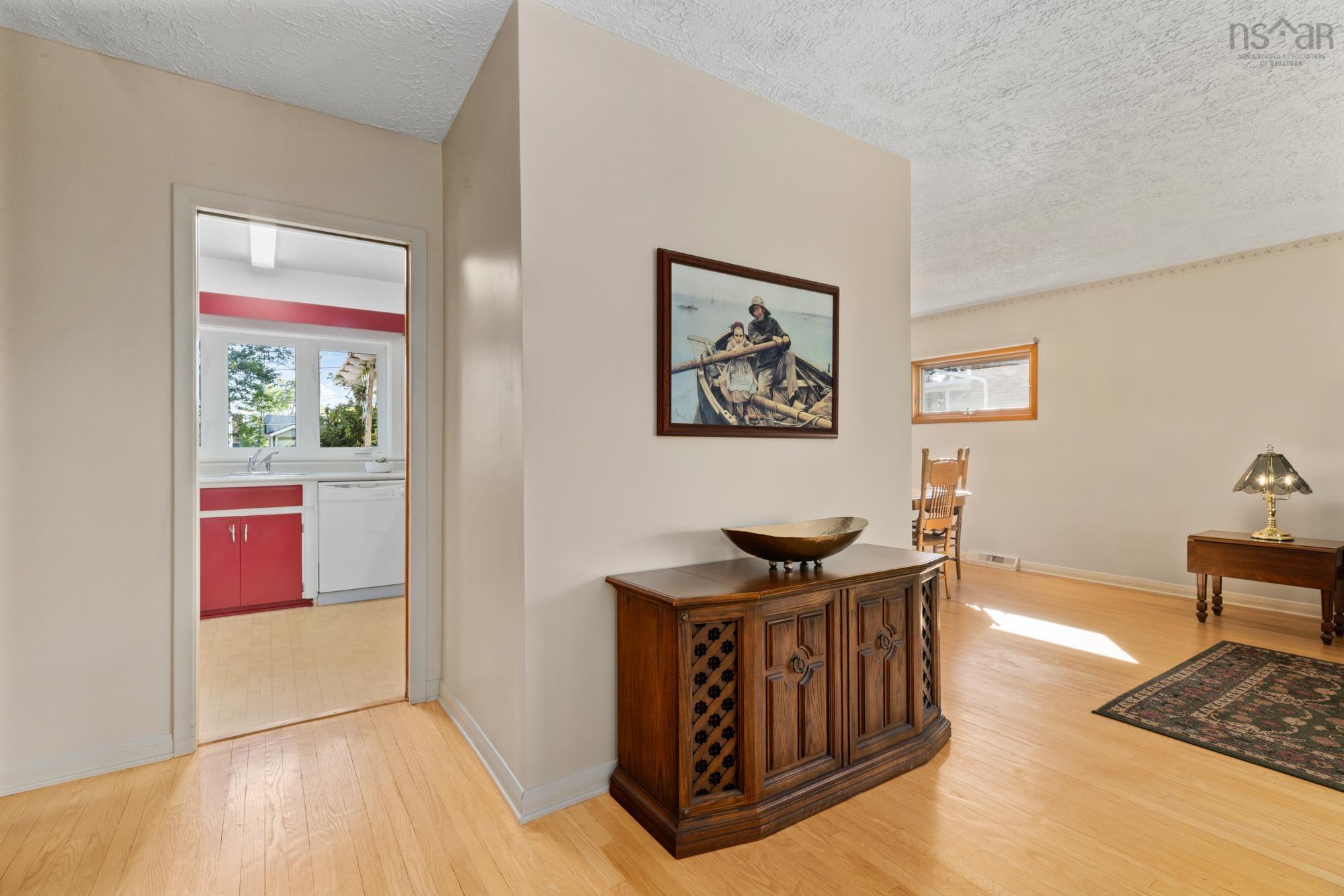 $508,000.00: 8 Muriel Avenue, Dartmouth