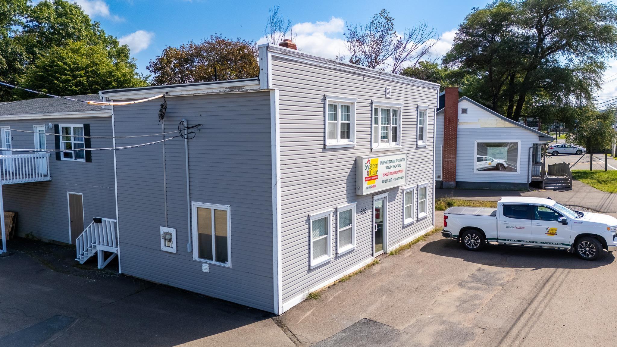 $1,600,000.00: 8861 Commercial Street, New Minas