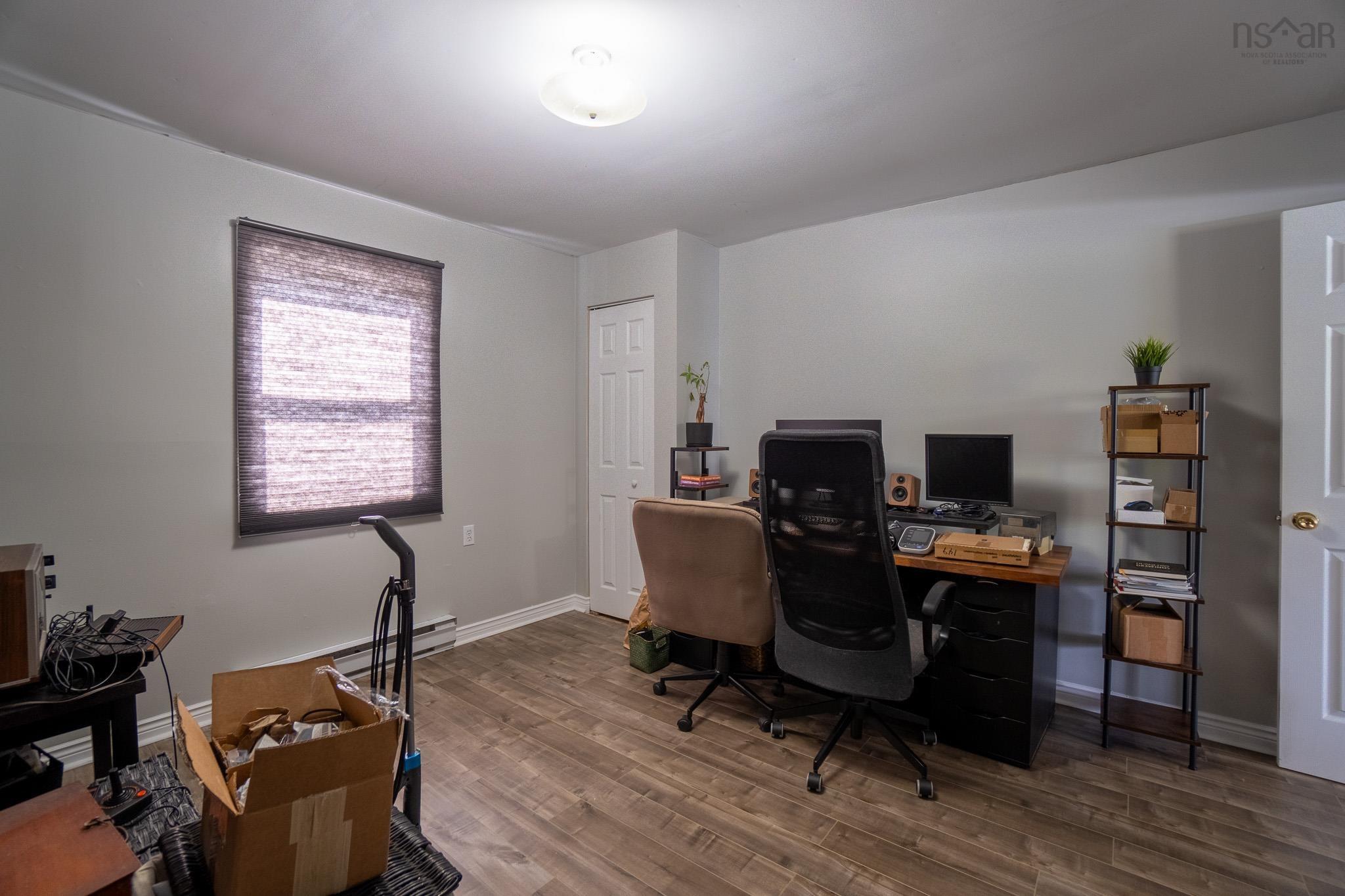 $1,600,000.00: 8861 Commercial Street, New Minas