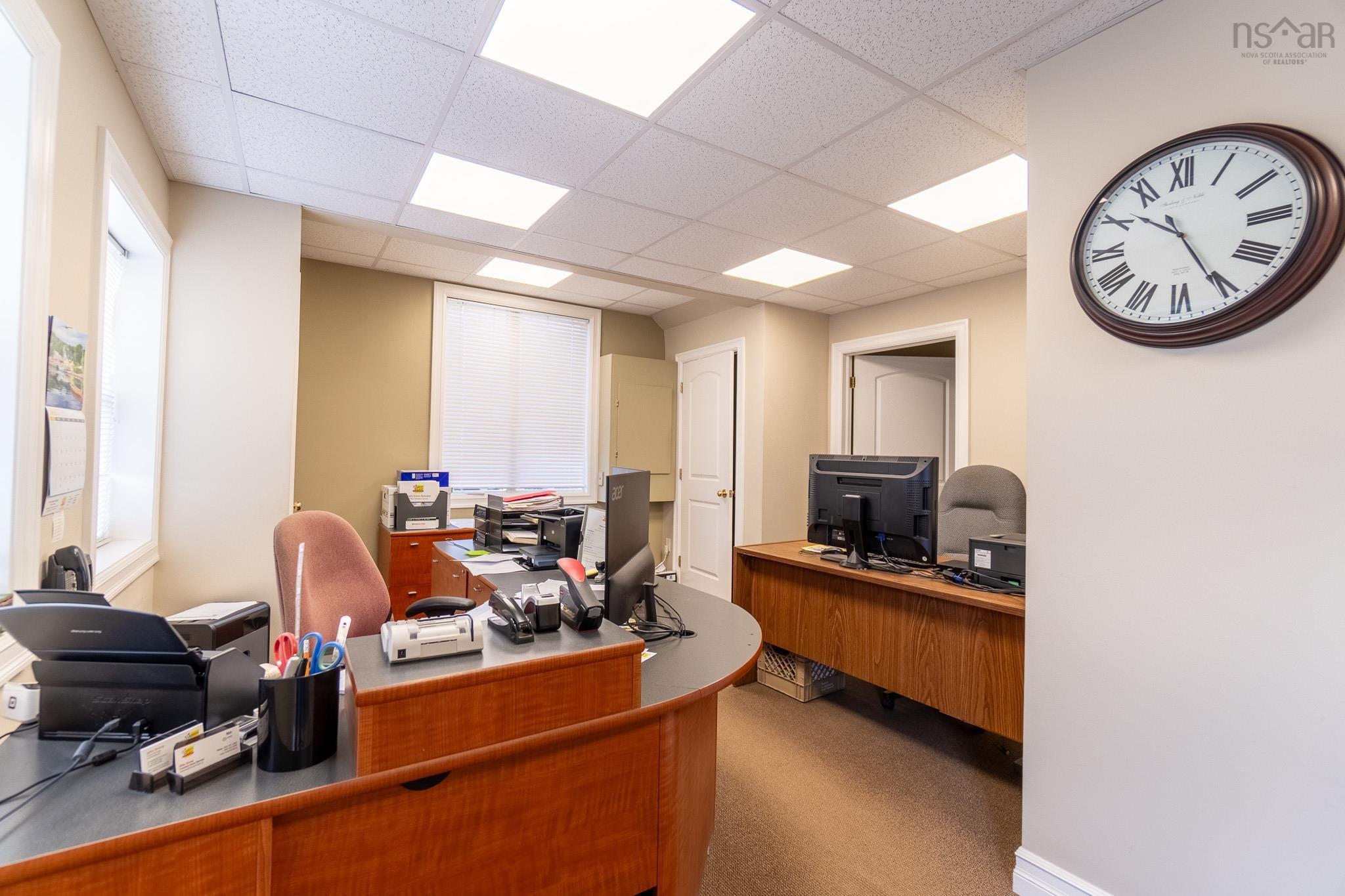 $1,600,000.00: 8861 Commercial Street, New Minas