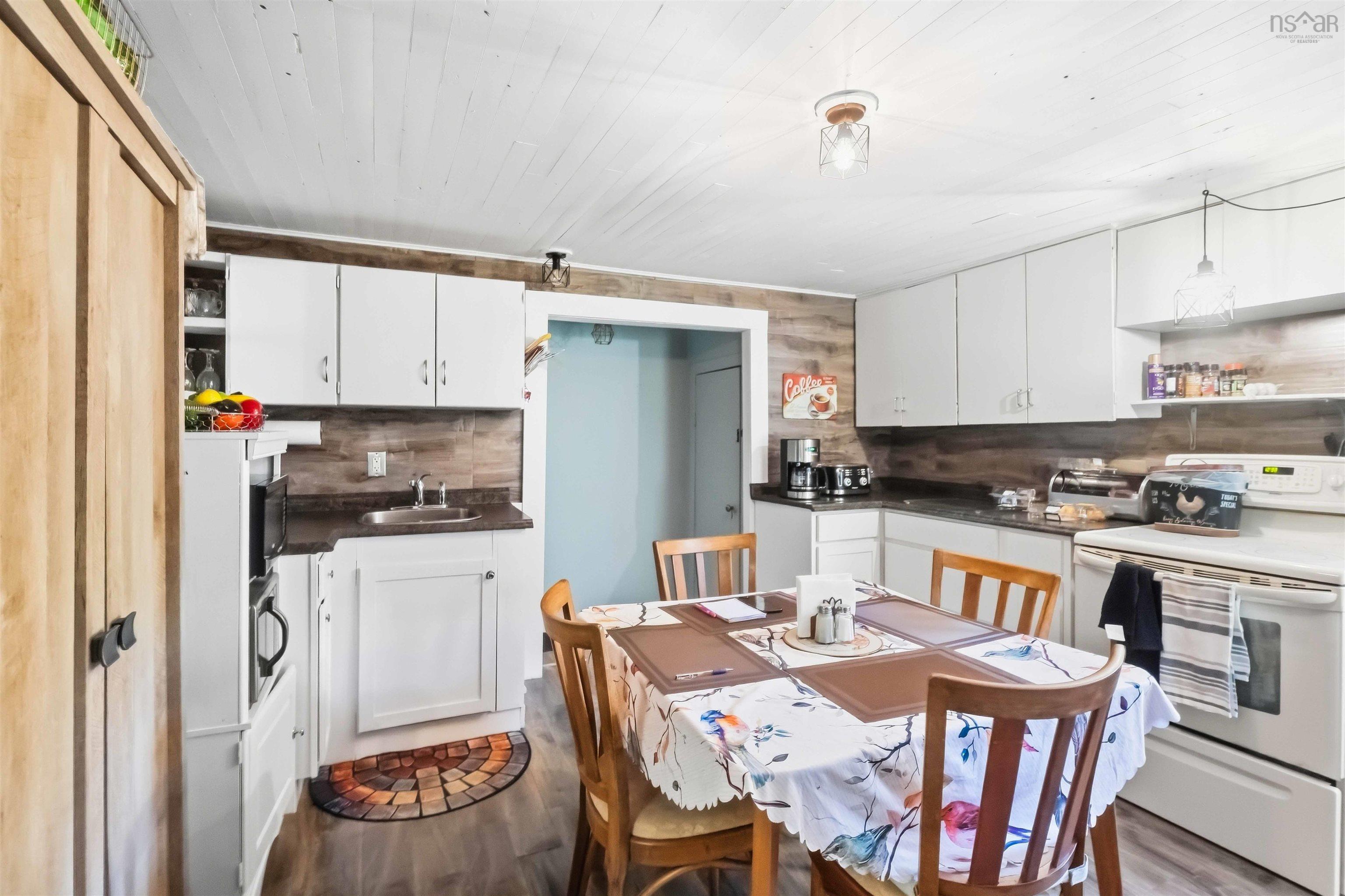 $264,500.00: 108 English Mountain Road, Canaan