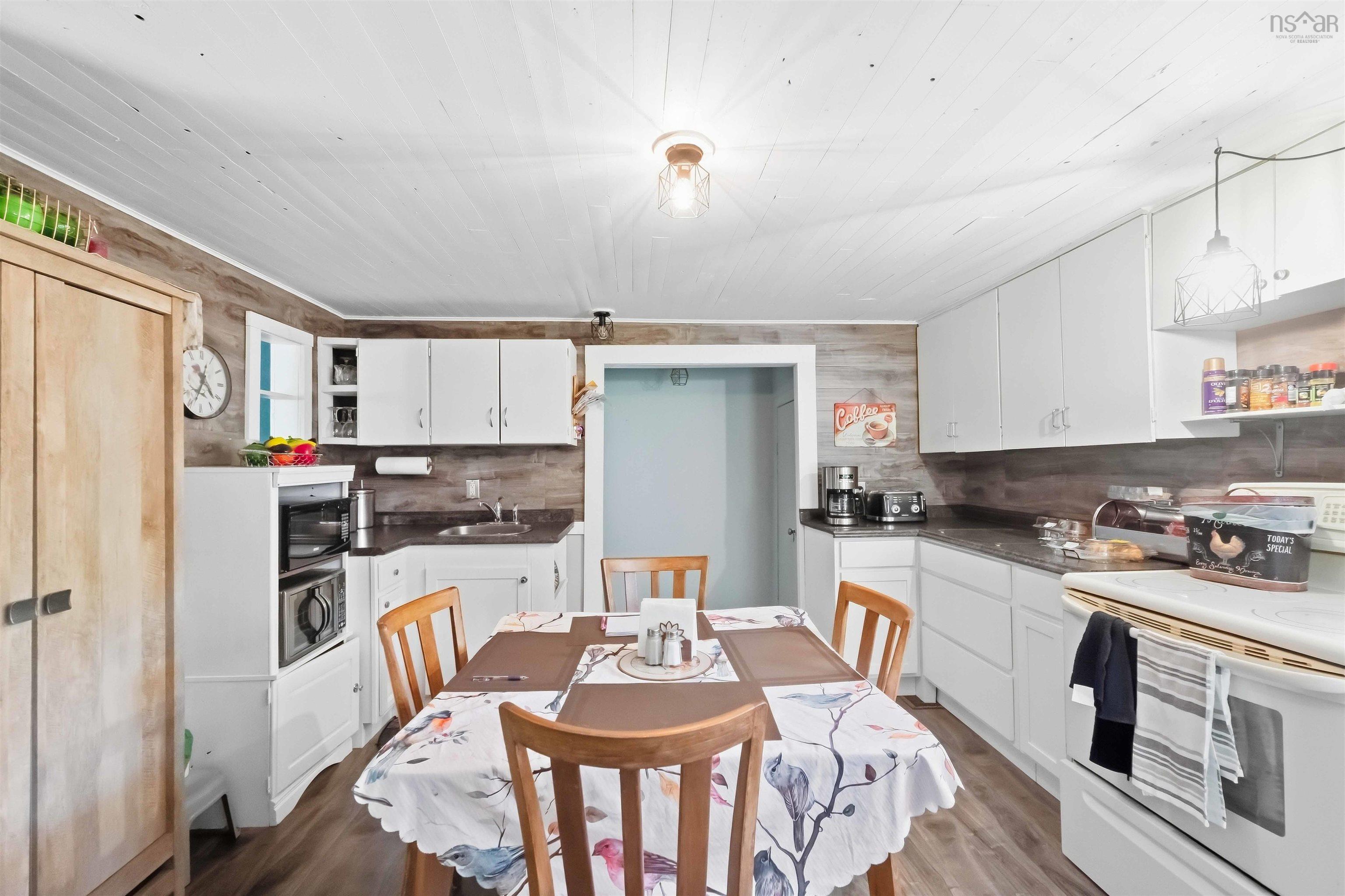 $264,500.00: 108 English Mountain Road, Canaan