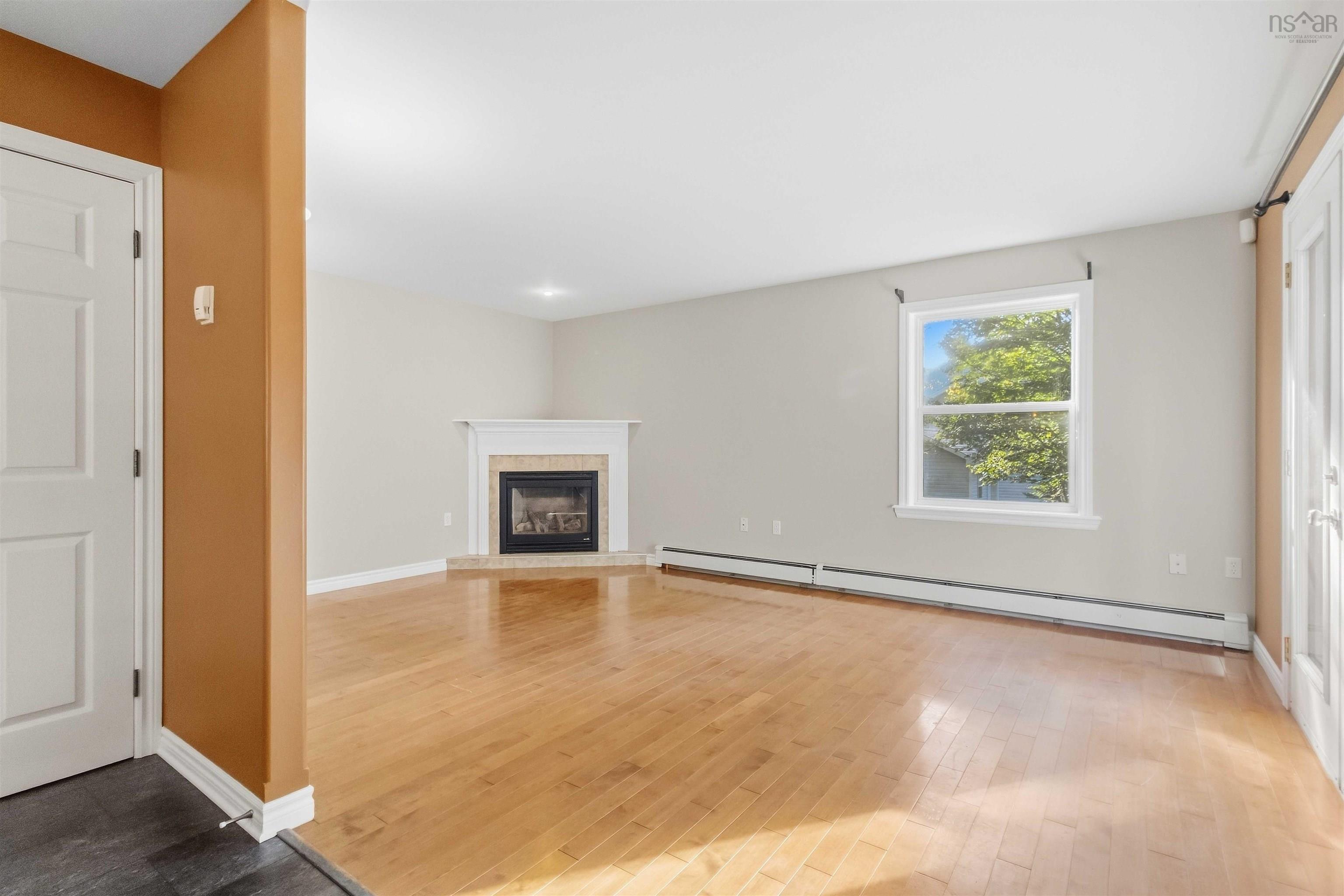$699,900.00: 28 Carmel Crescent, Fall River