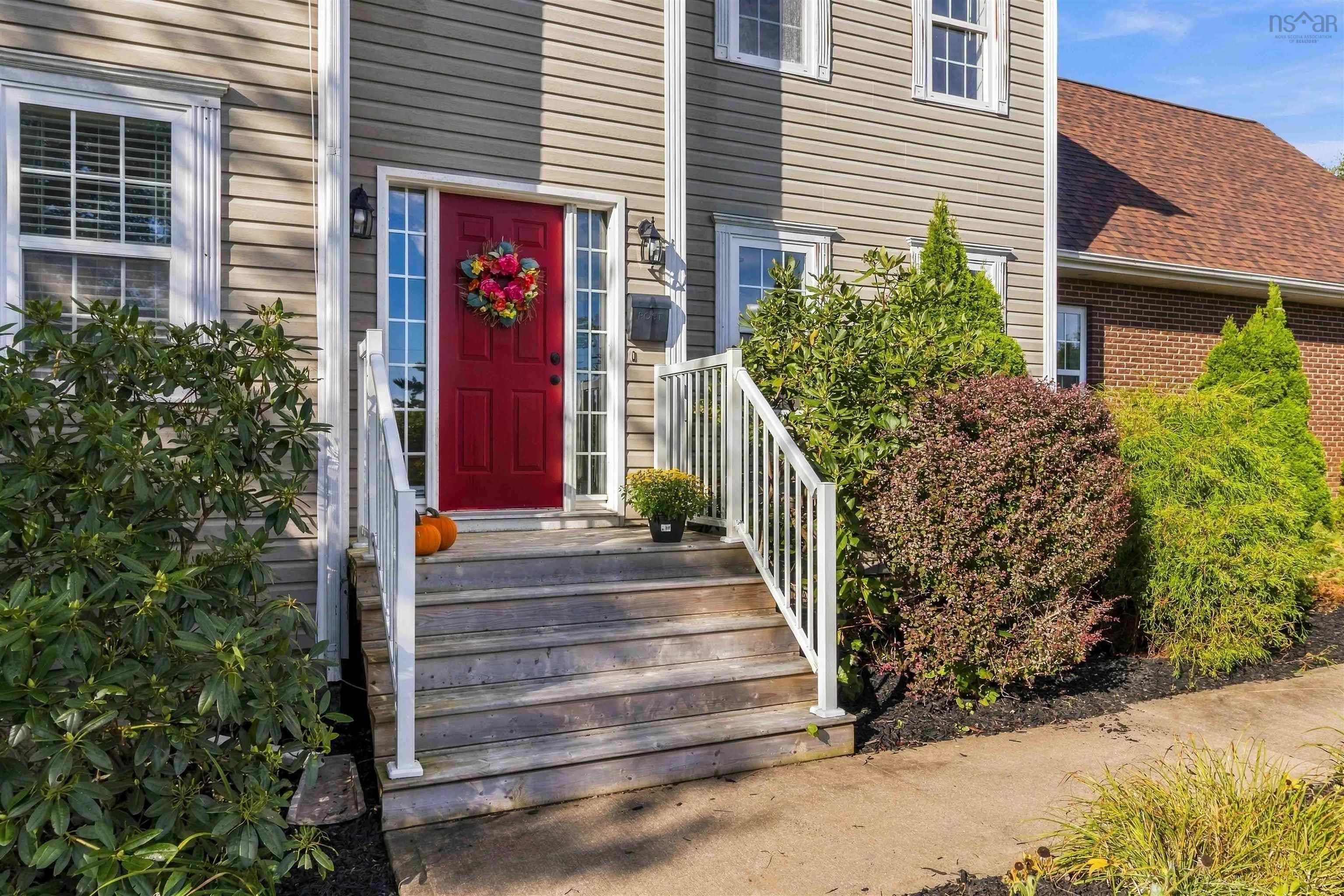 $699,900.00: 28 Carmel Crescent, Fall River