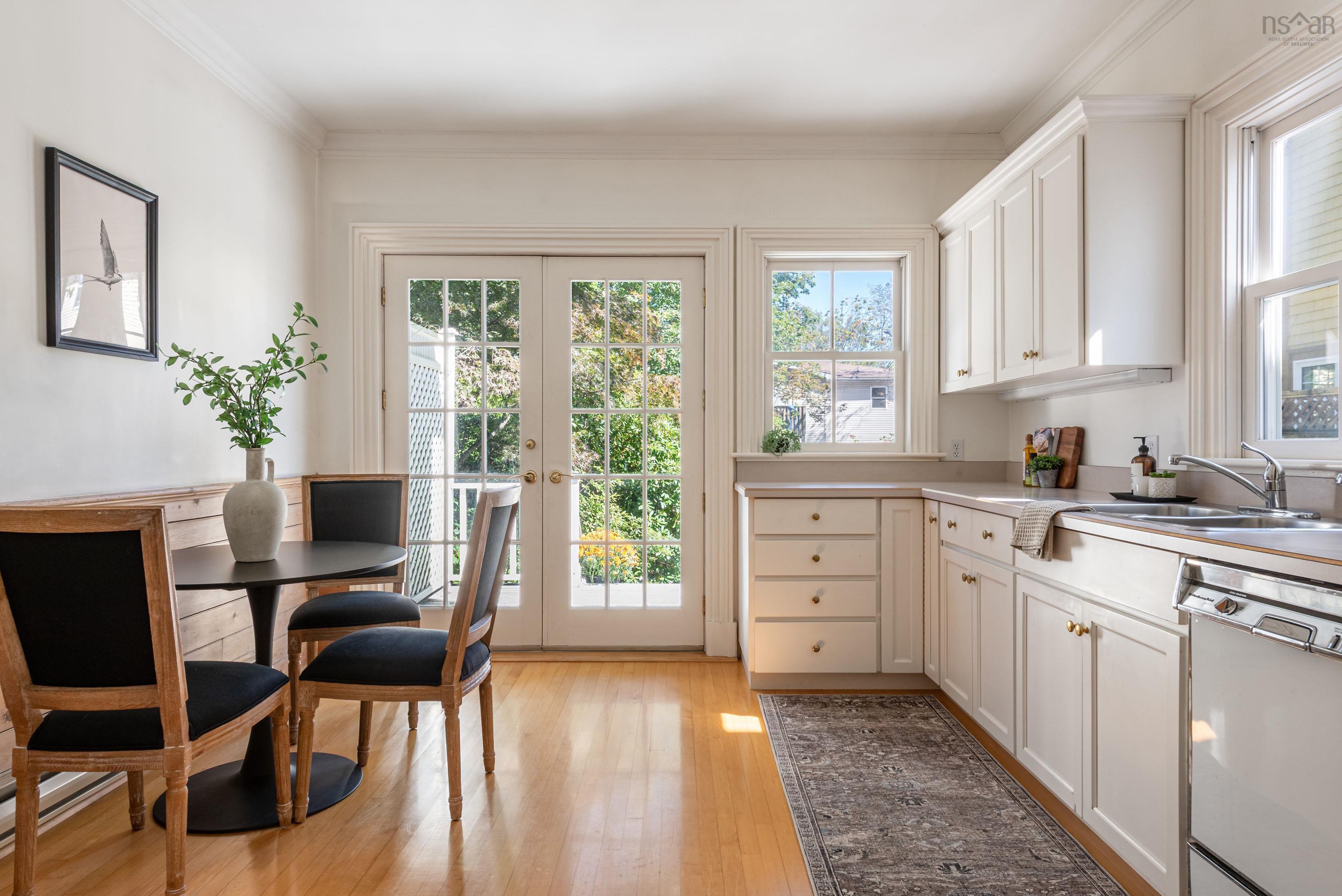 $1,100,000.00: 1165 South Park Street, Halifax