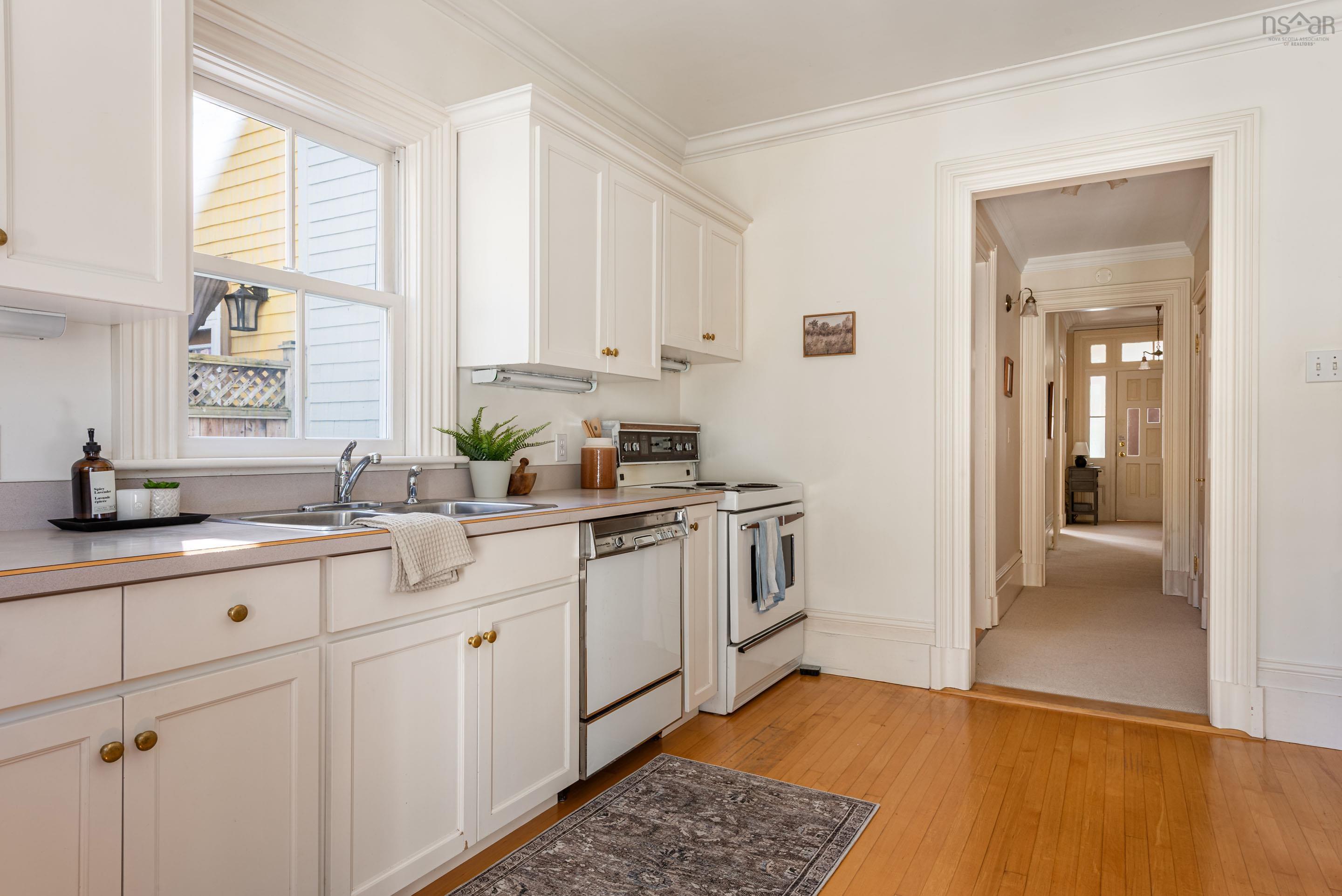 $1,100,000.00: 1165 South Park Street, Halifax