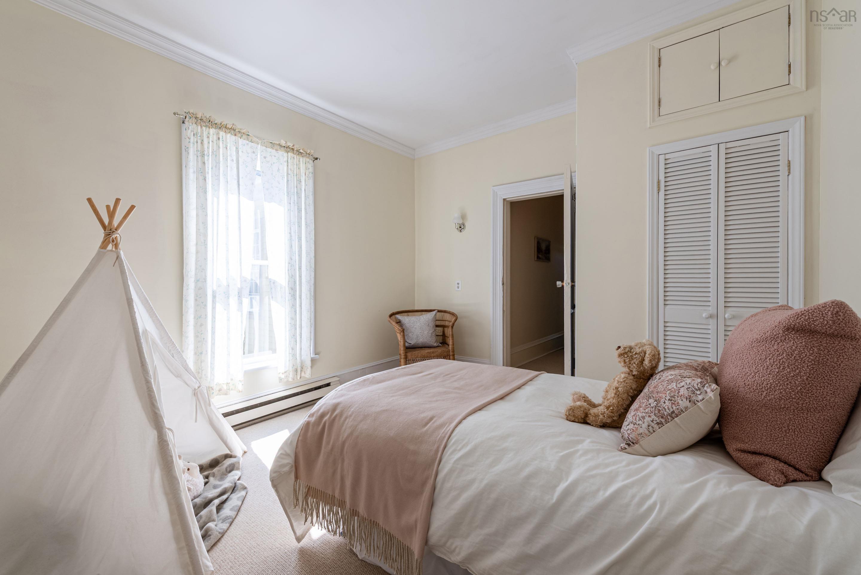 $1,100,000.00: 1165 South Park Street, Halifax