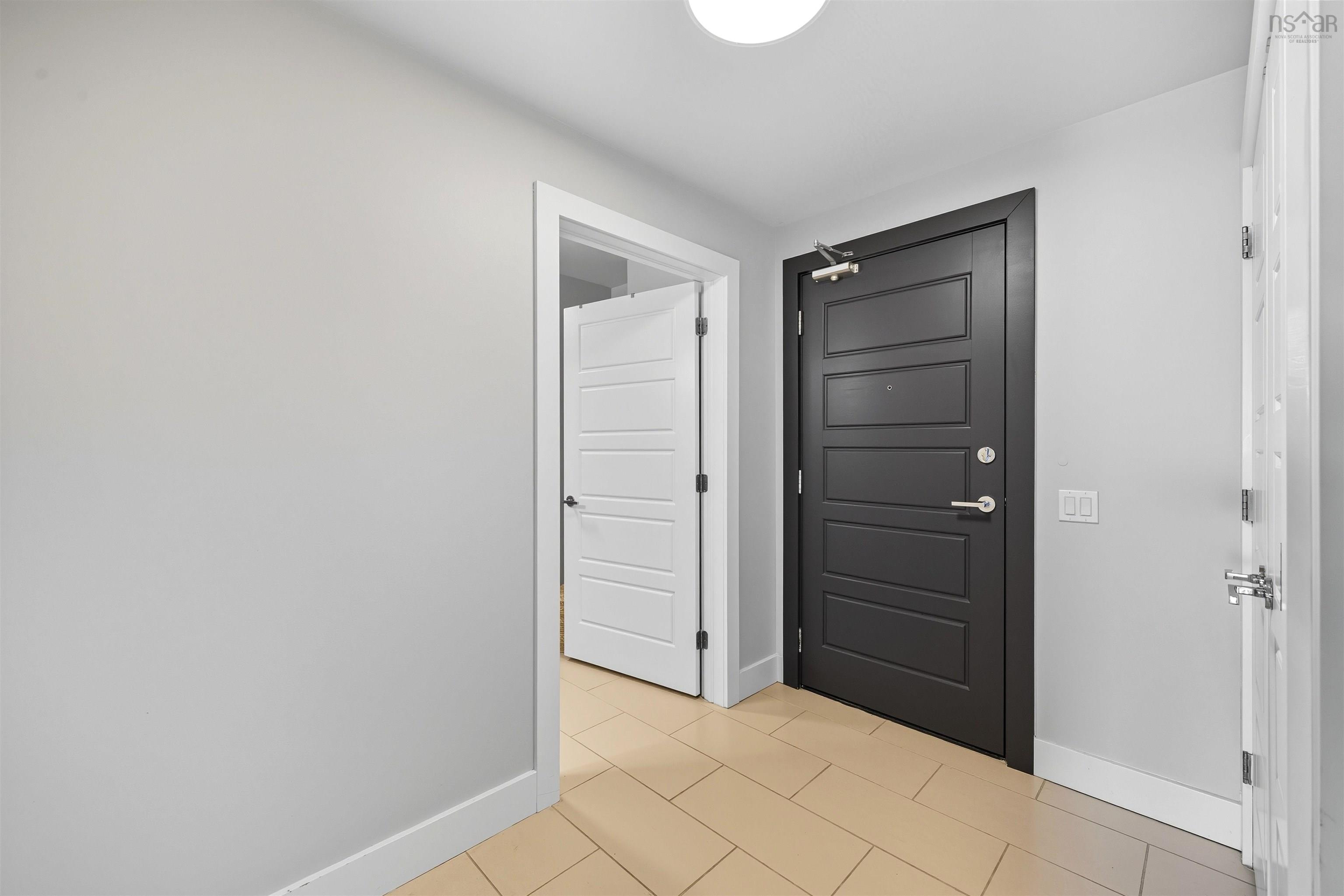 $450,000.00: 705 31 Kings Wharf Place, Dartmouth