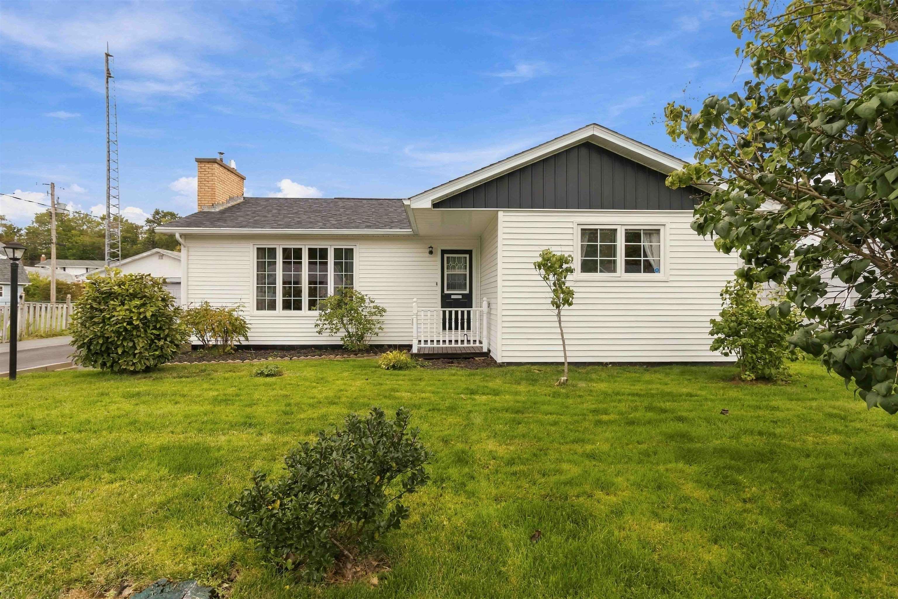 $529,000.00: 49 Belleshire Drive, Sackville