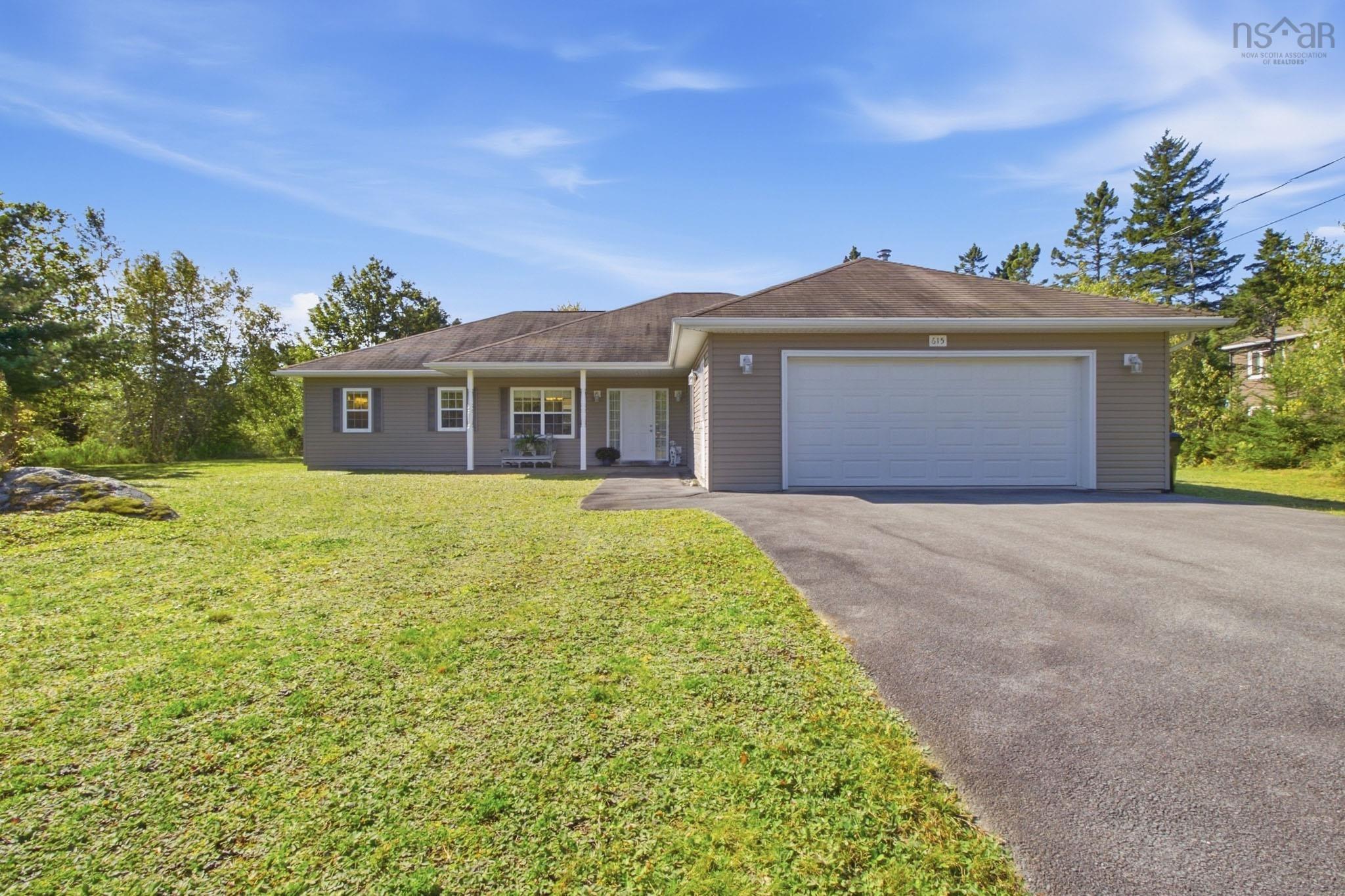 $749,900.00: 615 Birch Bear Run, Lewis Lake