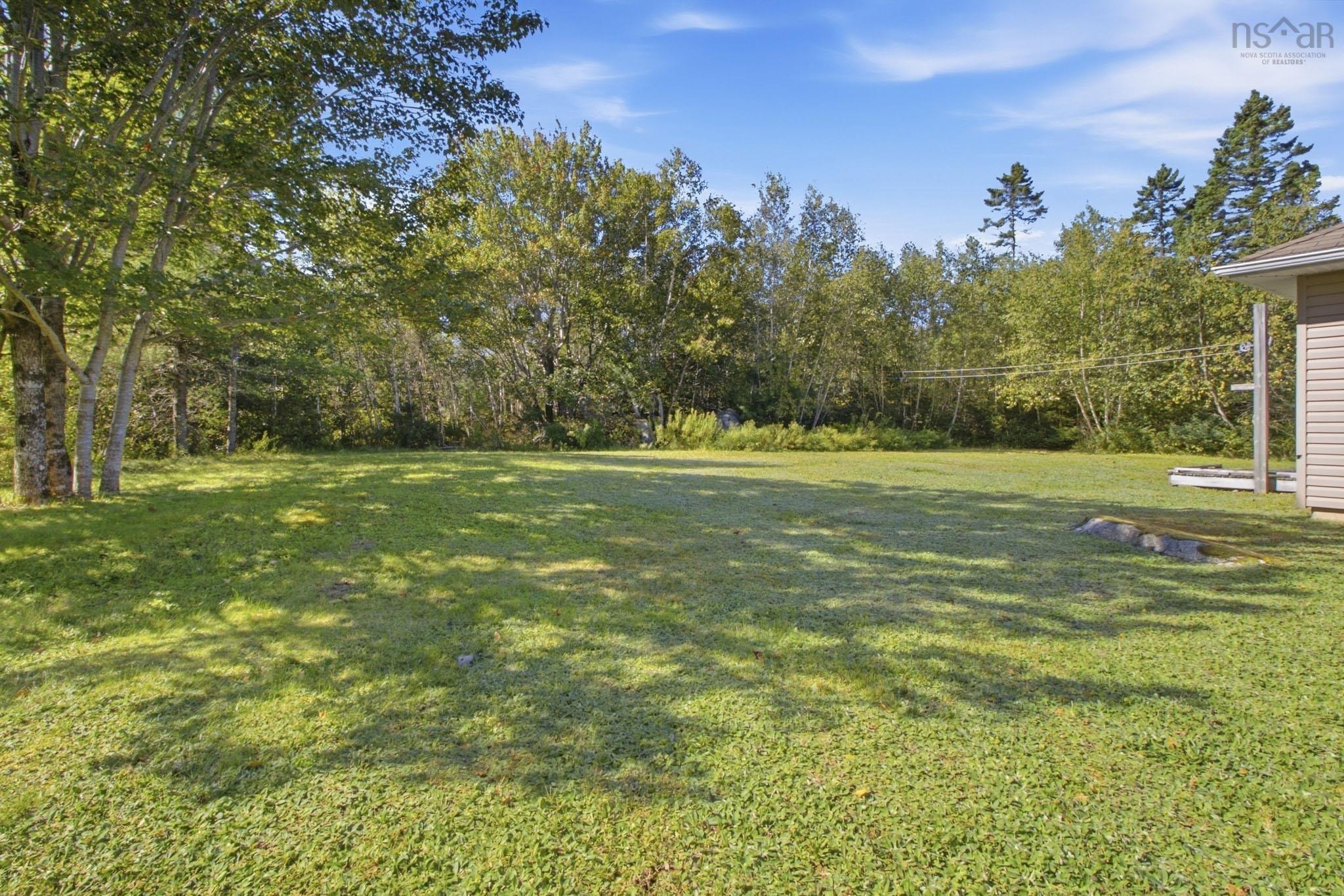 $749,900.00: 615 Birch Bear Run, Lewis Lake
