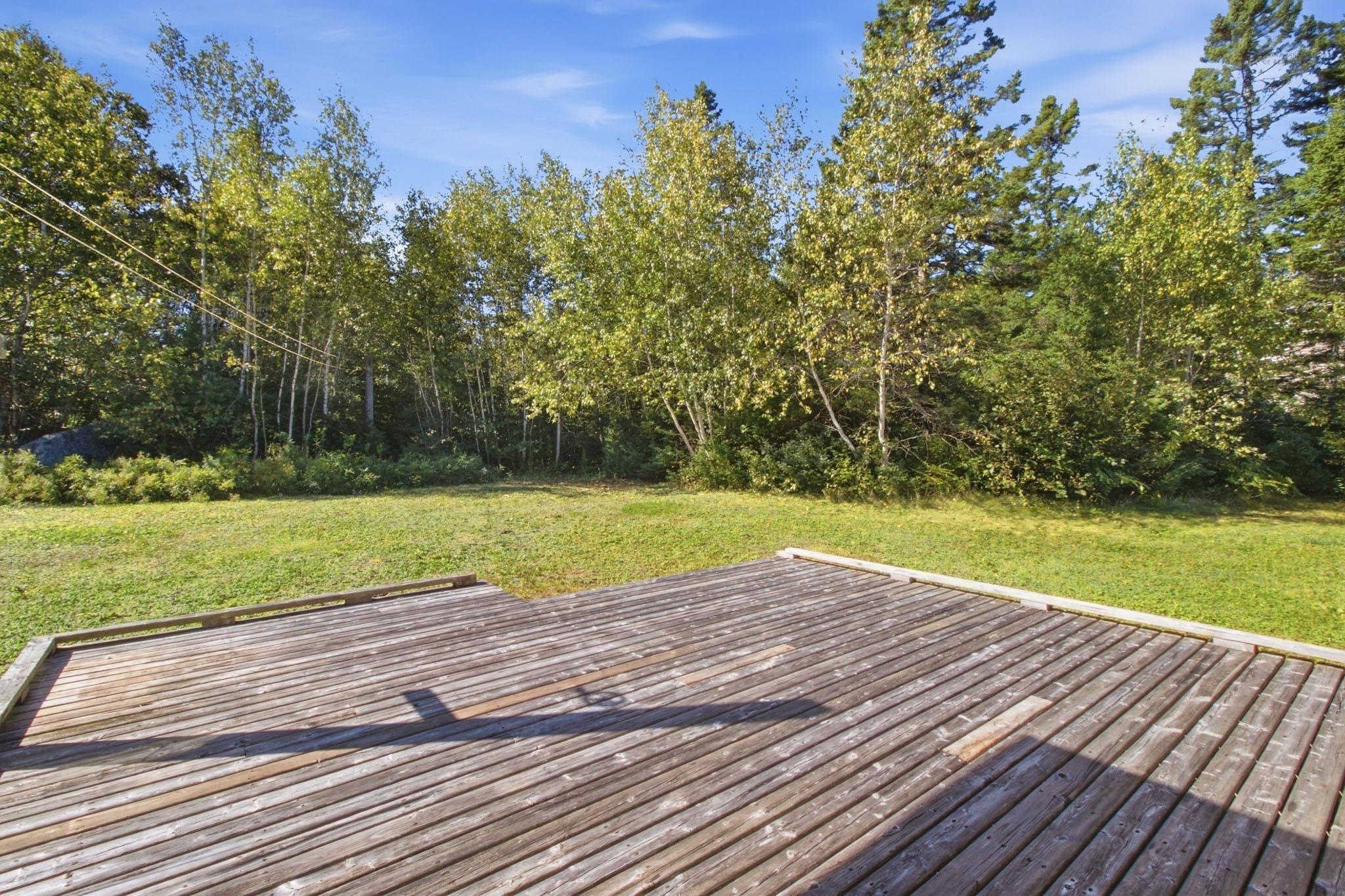$749,900.00: 615 Birch Bear Run, Lewis Lake