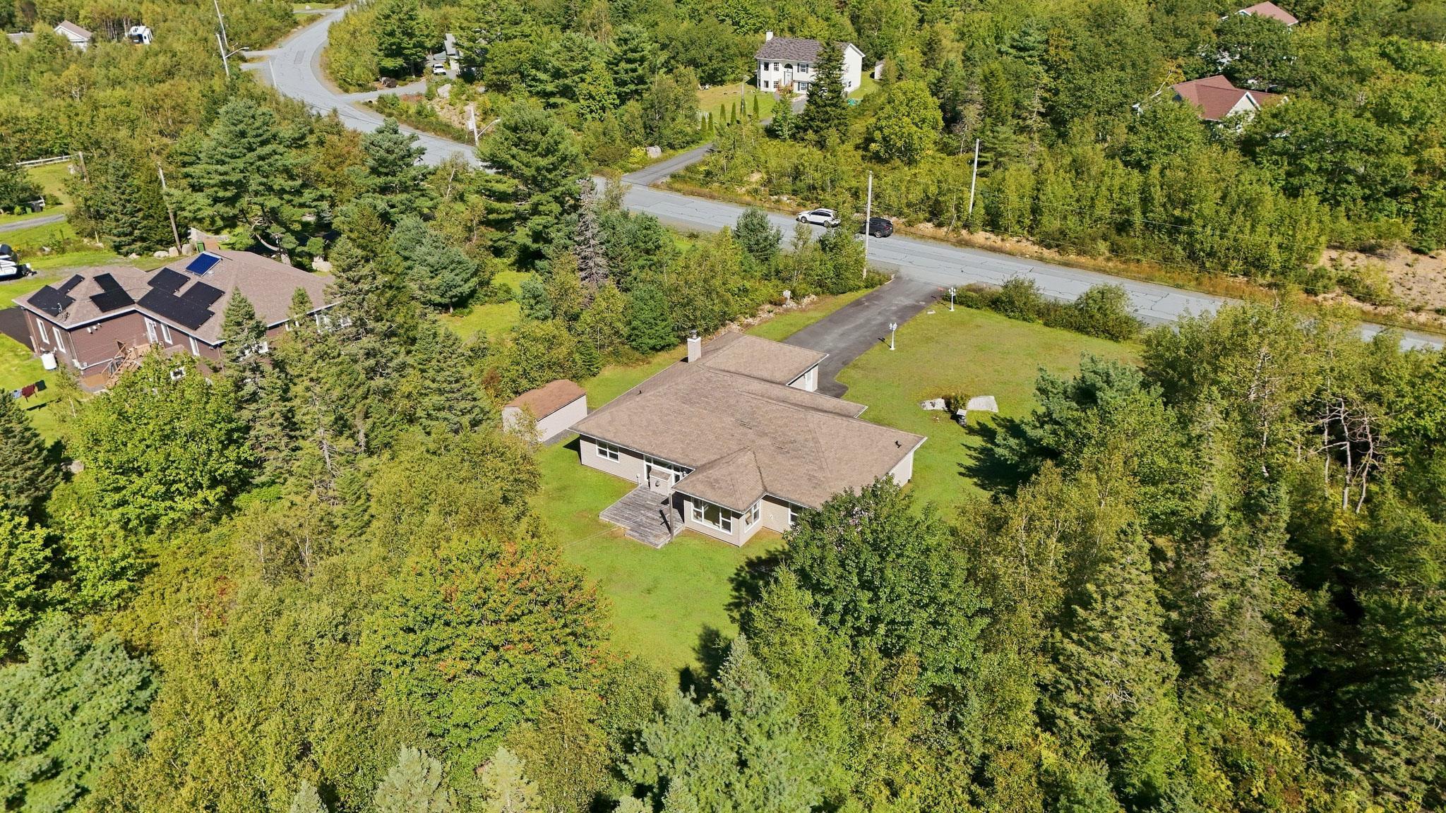 $749,900.00: 615 Birch Bear Run, Lewis Lake