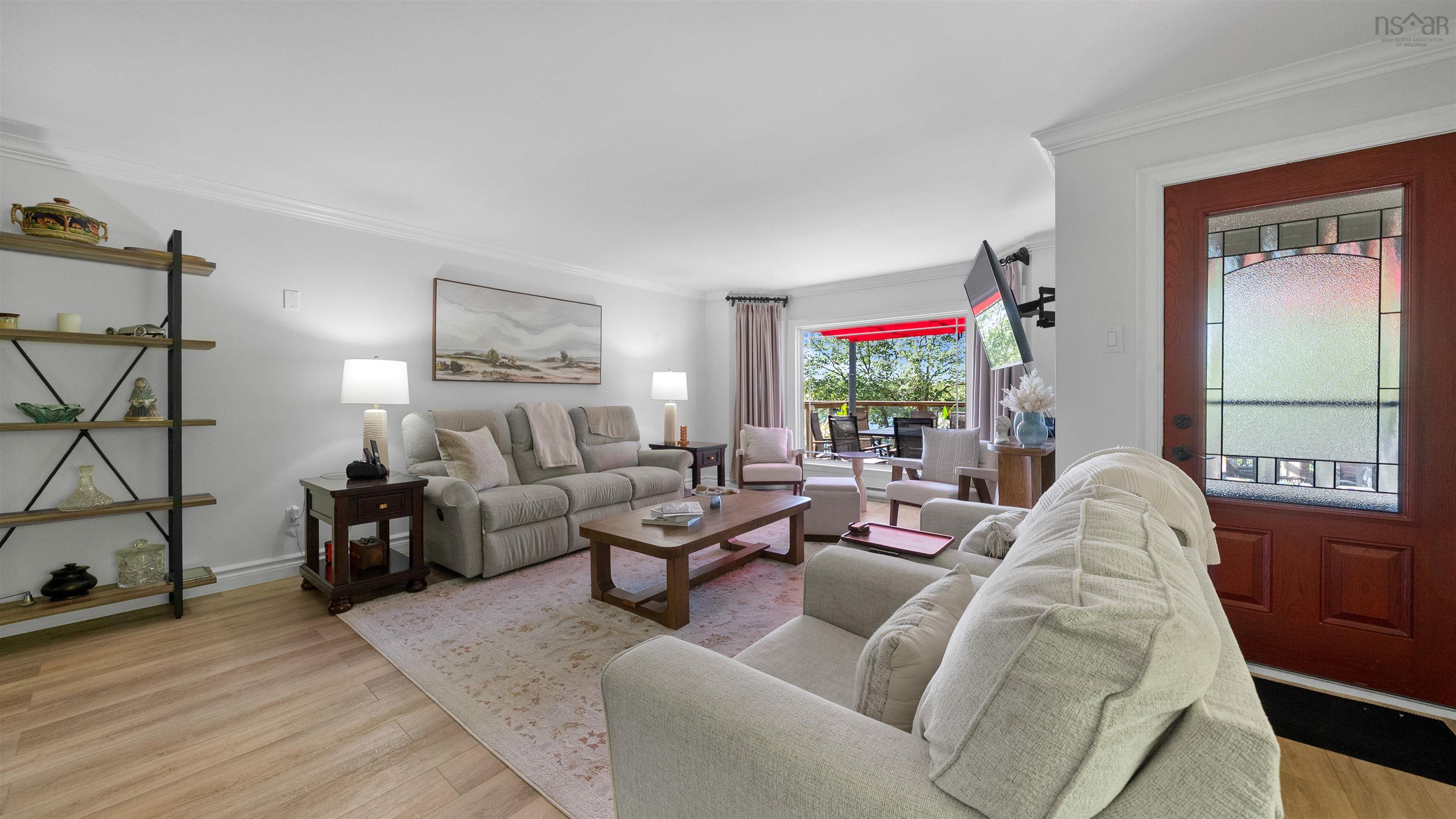 $949,900.00: 1418 Waverley Road, Dartmouth