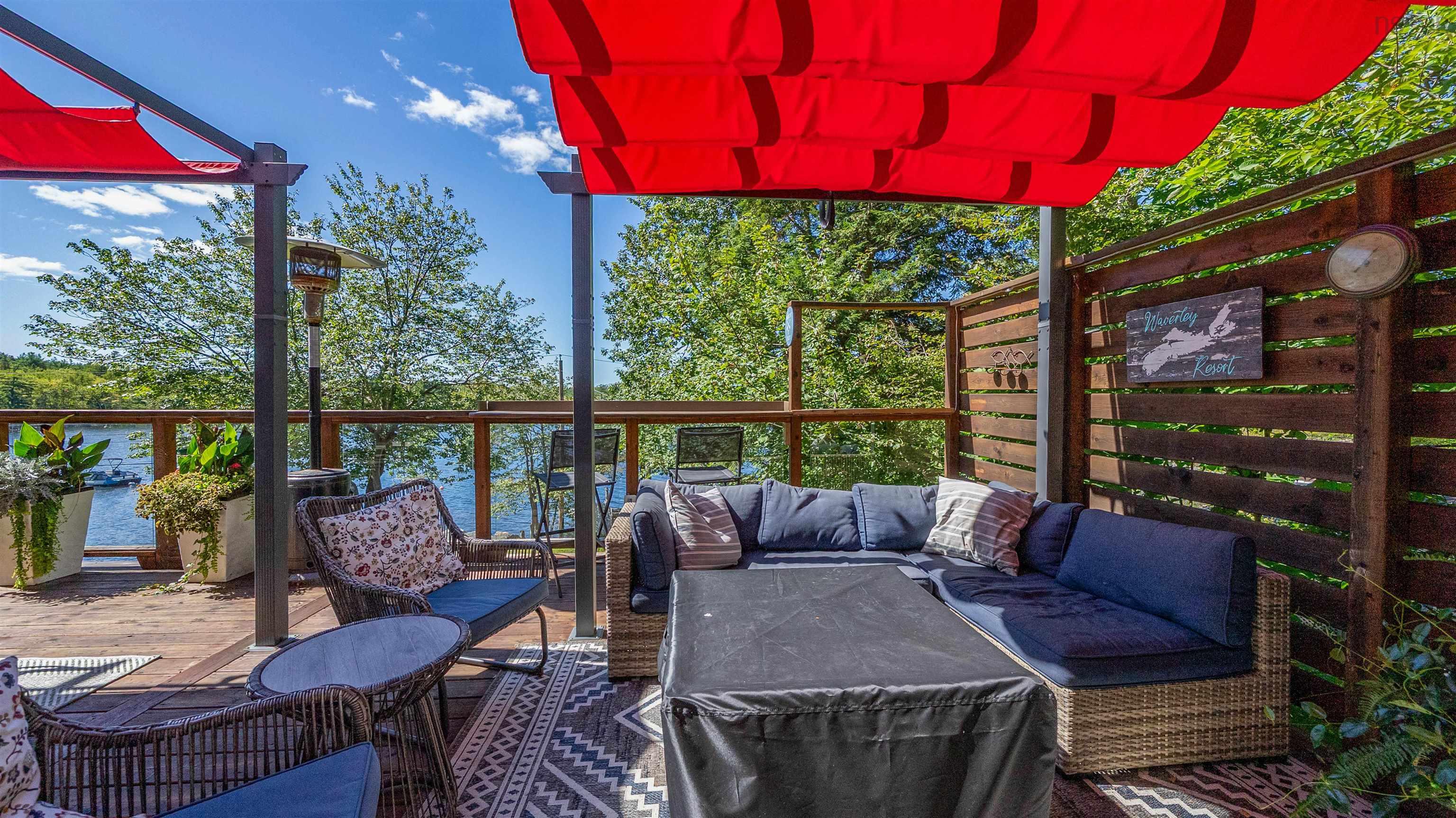 $949,900.00: 1418 Waverley Road, Dartmouth