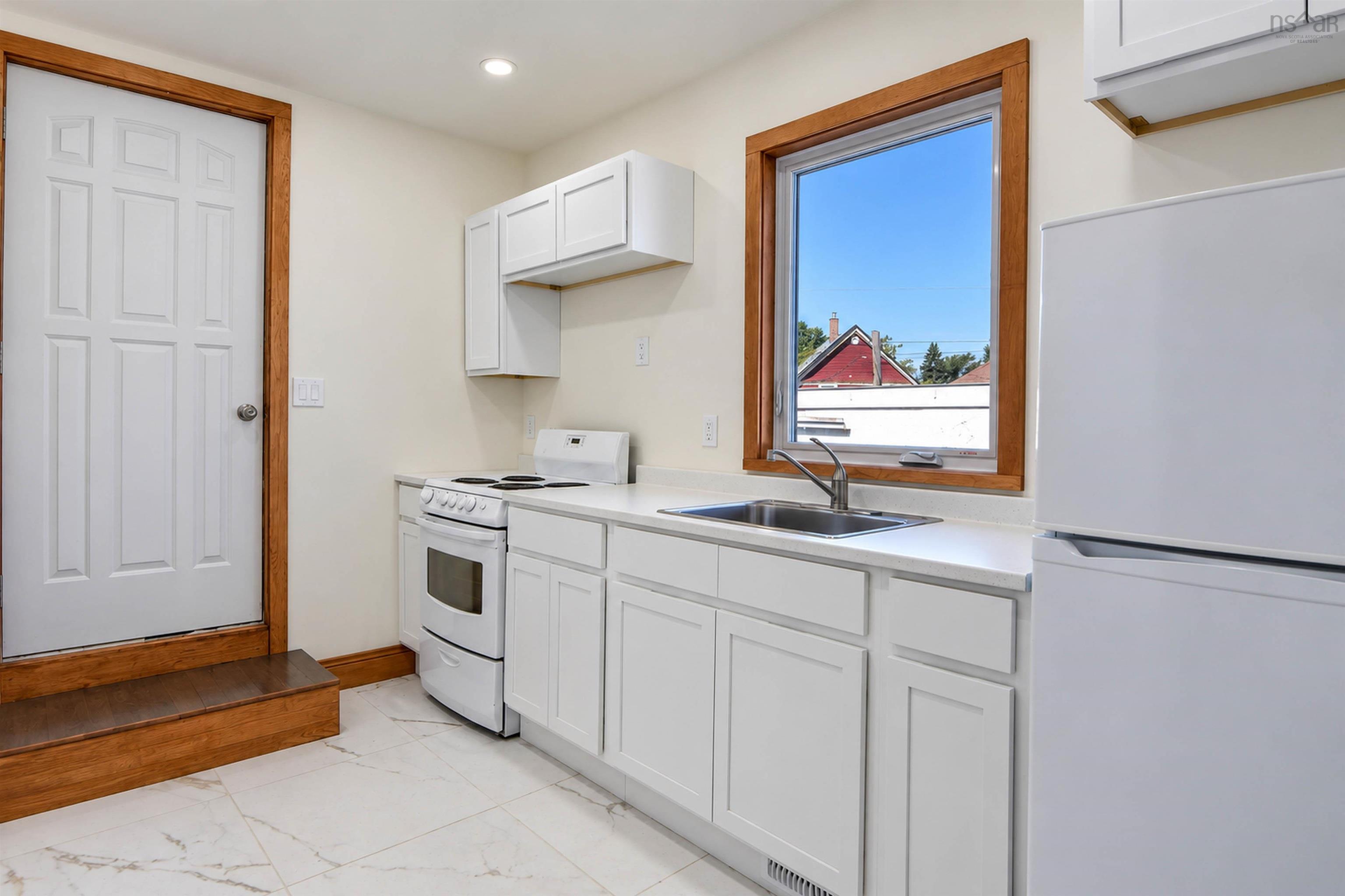 $239,900.00: 569 East River Road, New Glasgow