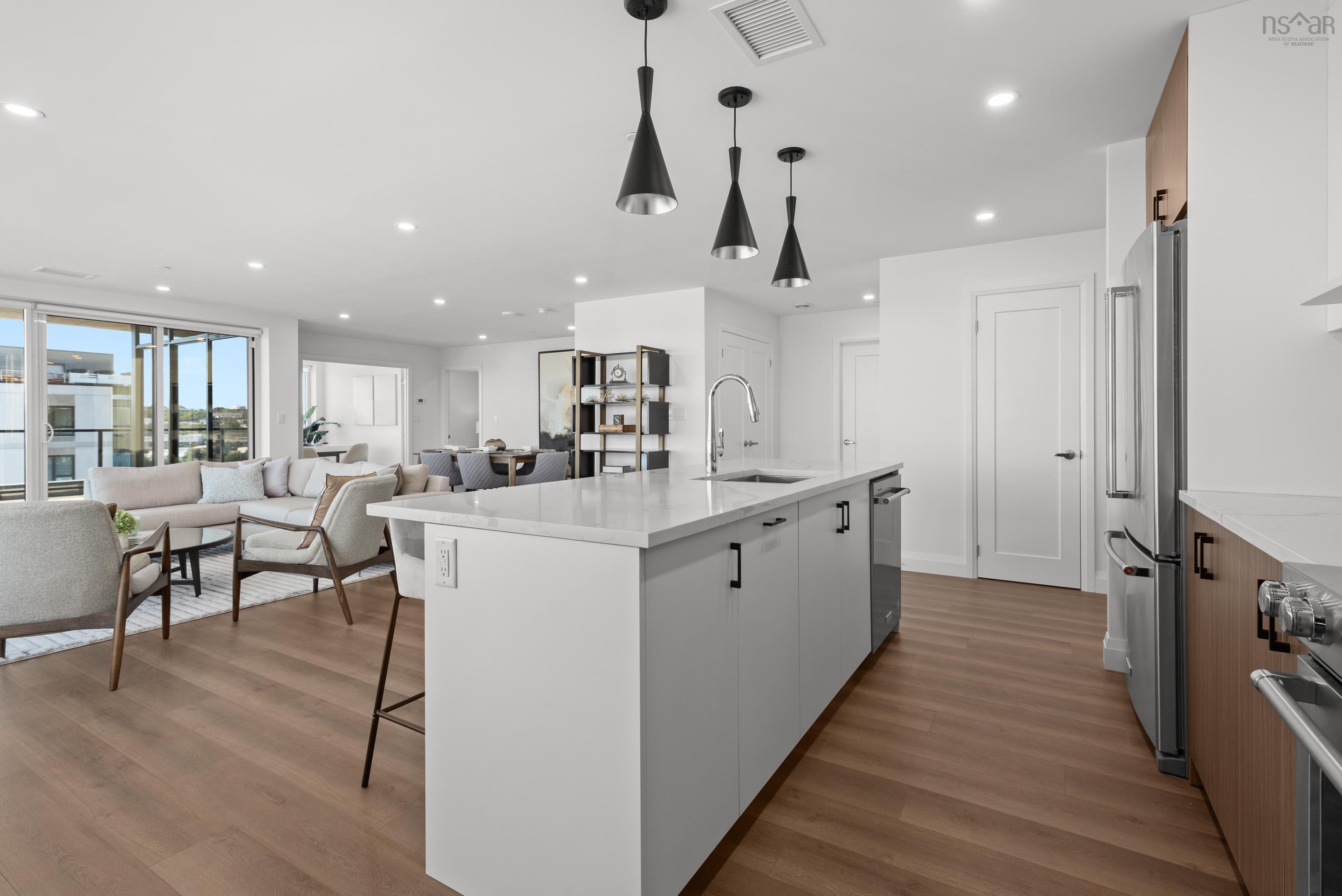 $925,000.00: 1703 72 Seapoint Road, Dartmouth