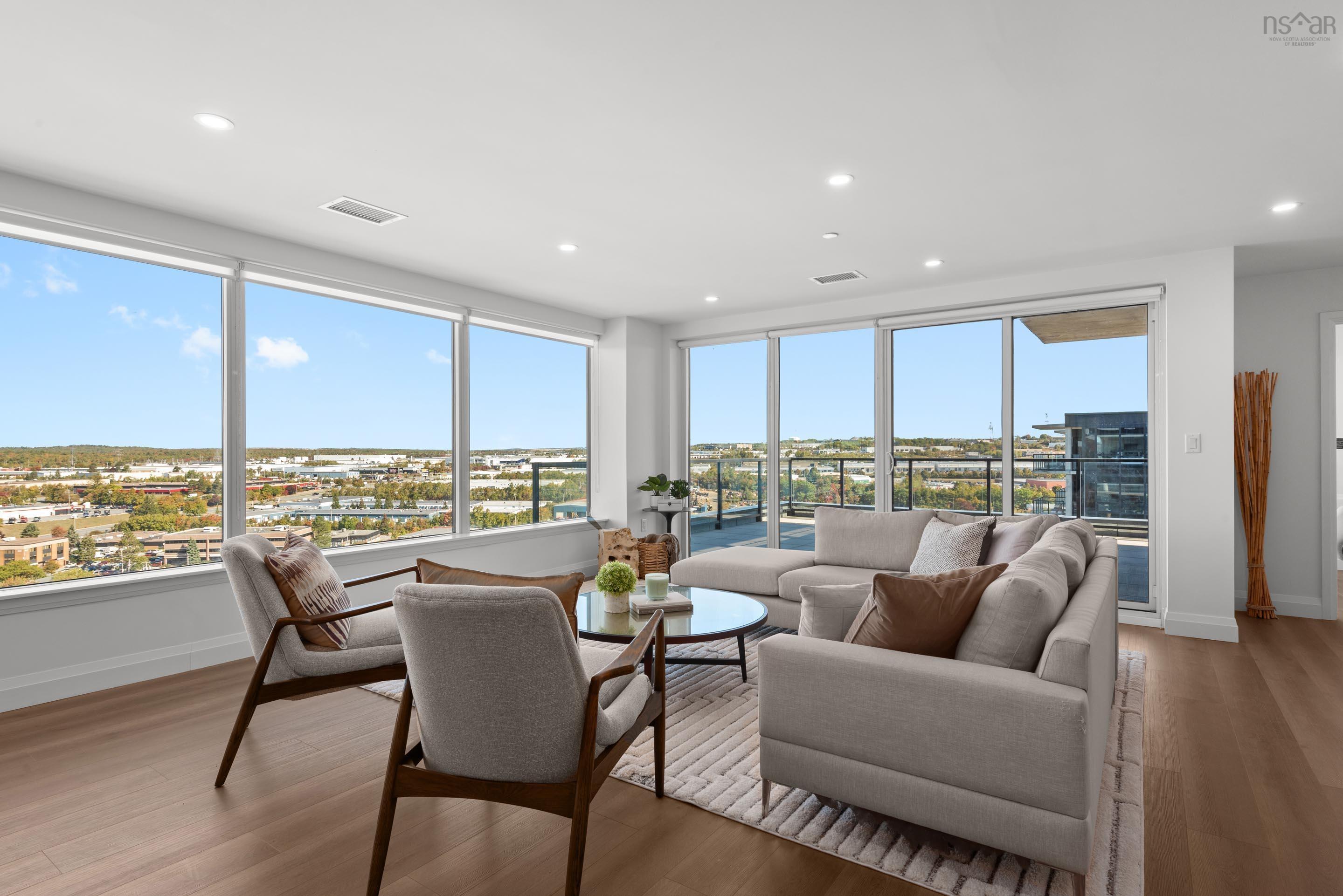 $925,000.00: 1703 72 Seapoint Road, Dartmouth