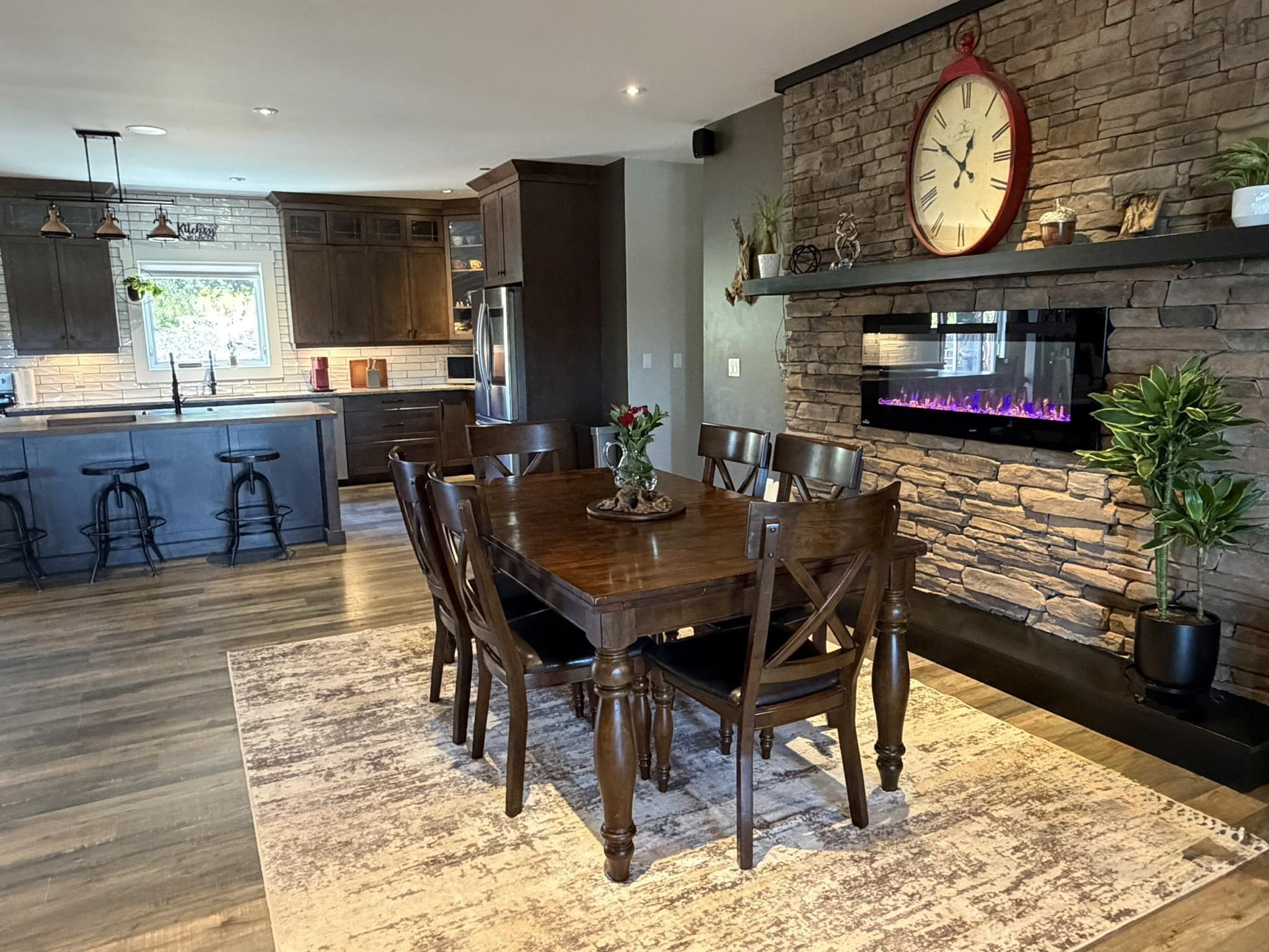 $1,299,000.00: 5645 Highway 7, Head Of Chezzetcook