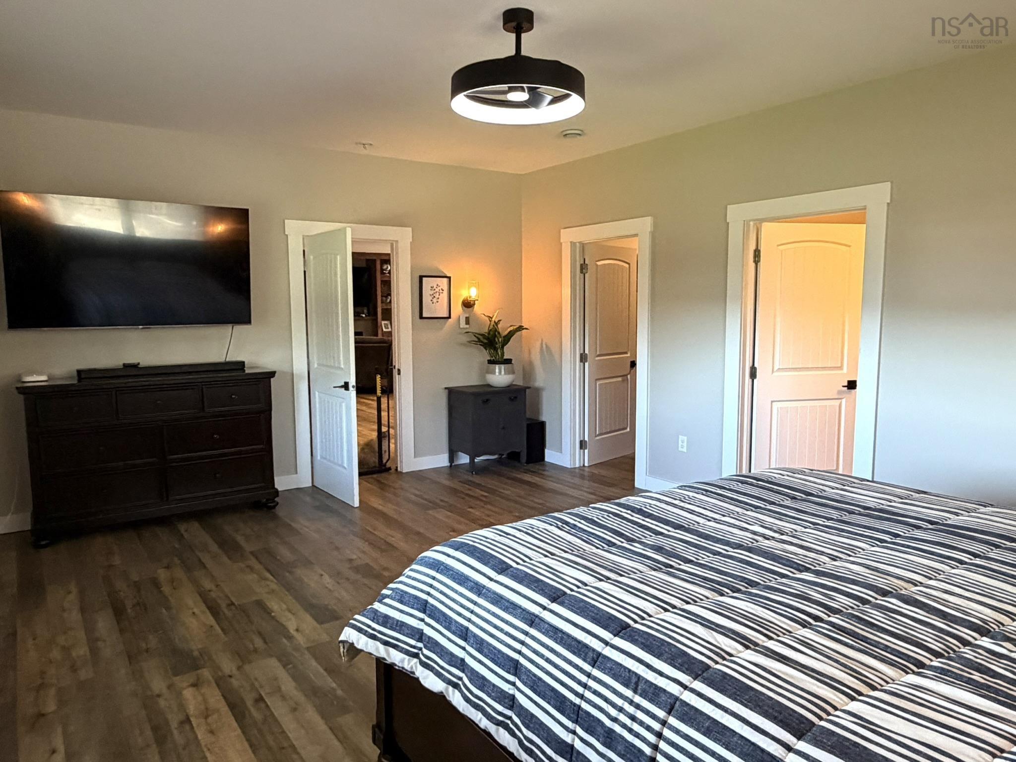 $1,299,000.00: 5645 Highway 7, Head Of Chezzetcook