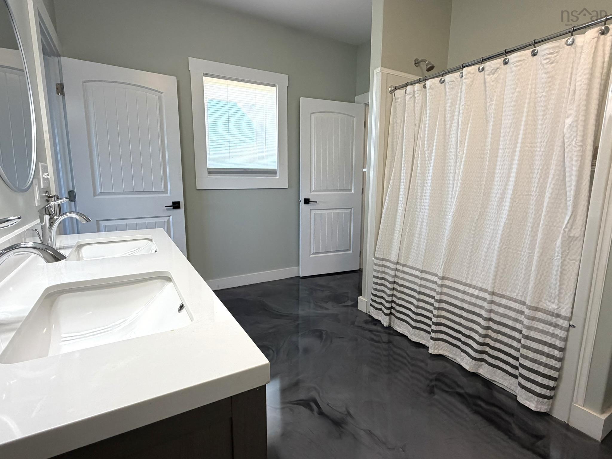 $1,299,000.00: 5645 Highway 7, Head Of Chezzetcook