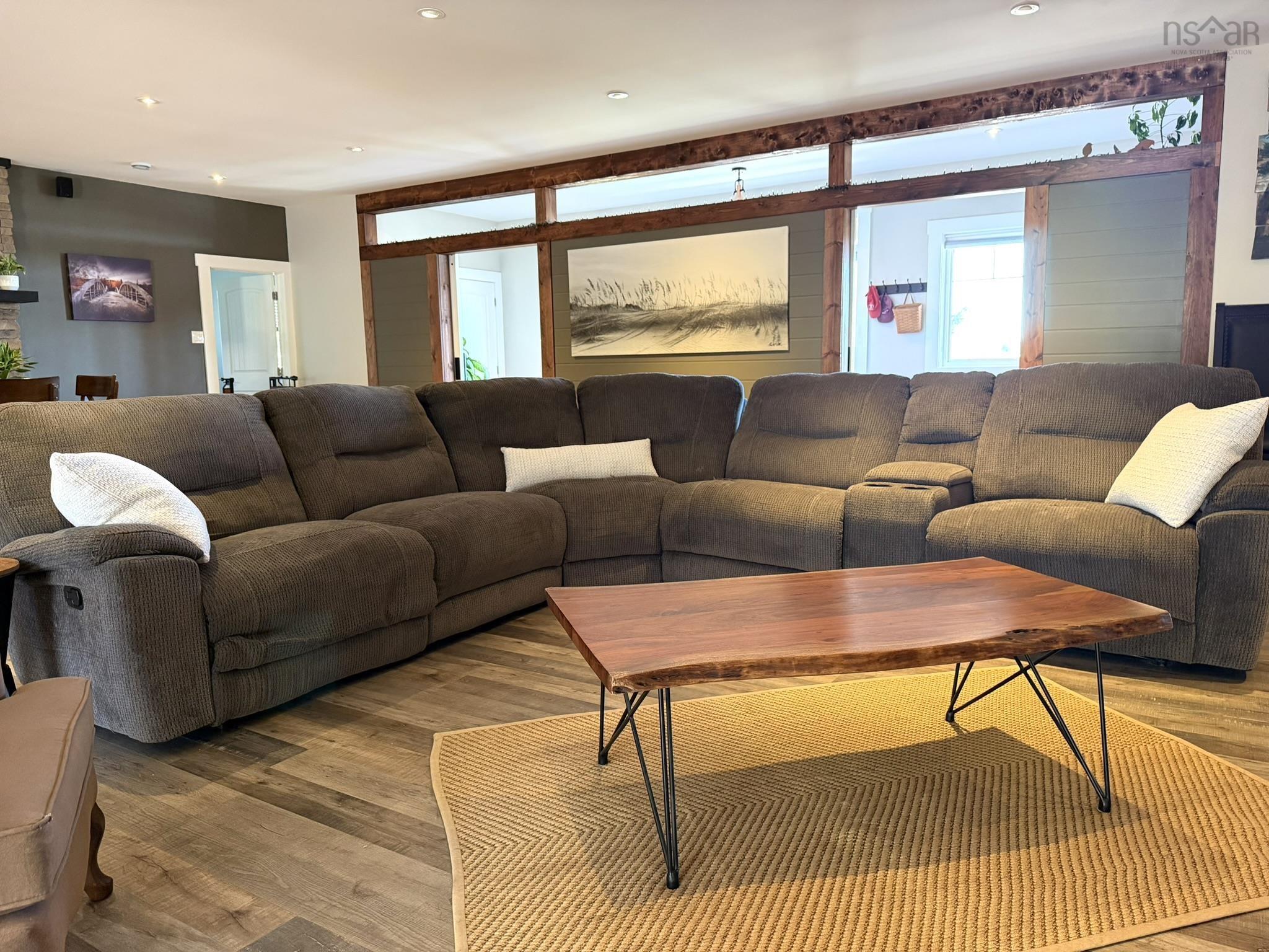 $1,299,000.00: 5645 Highway 7, Head Of Chezzetcook