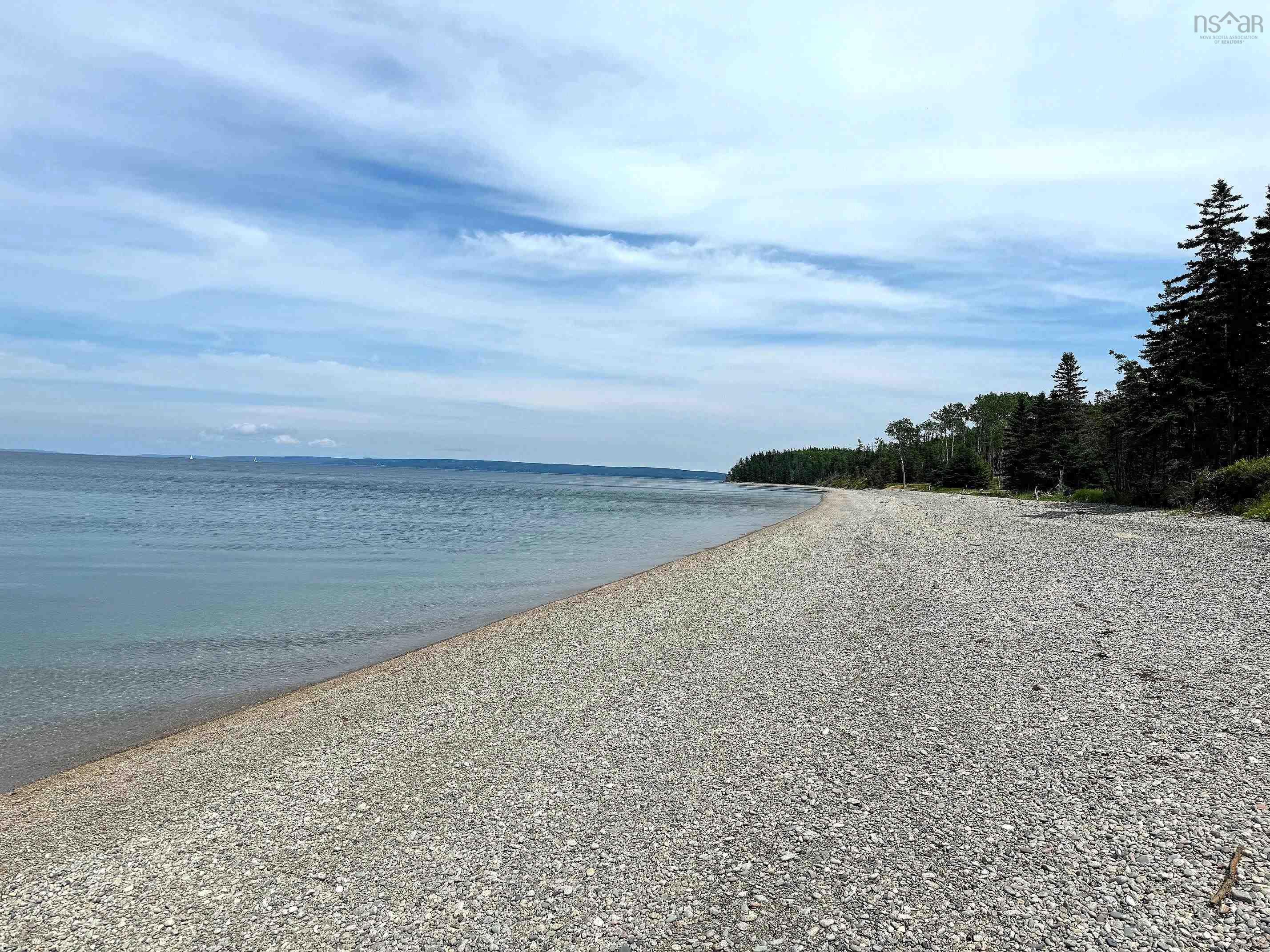 $52,000.00: Nature Dream Boulevard, Roberta