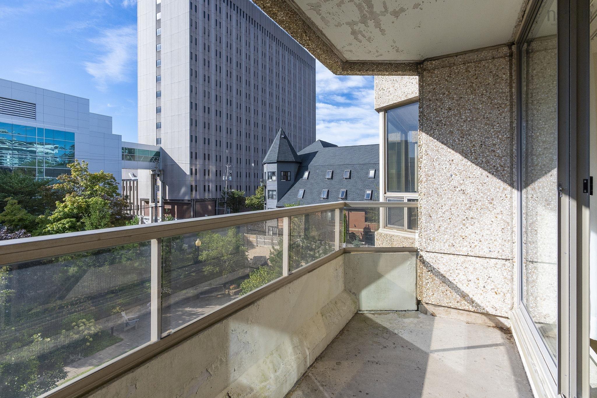 $625,000.00: 304 1470 Summer Street, Halifax