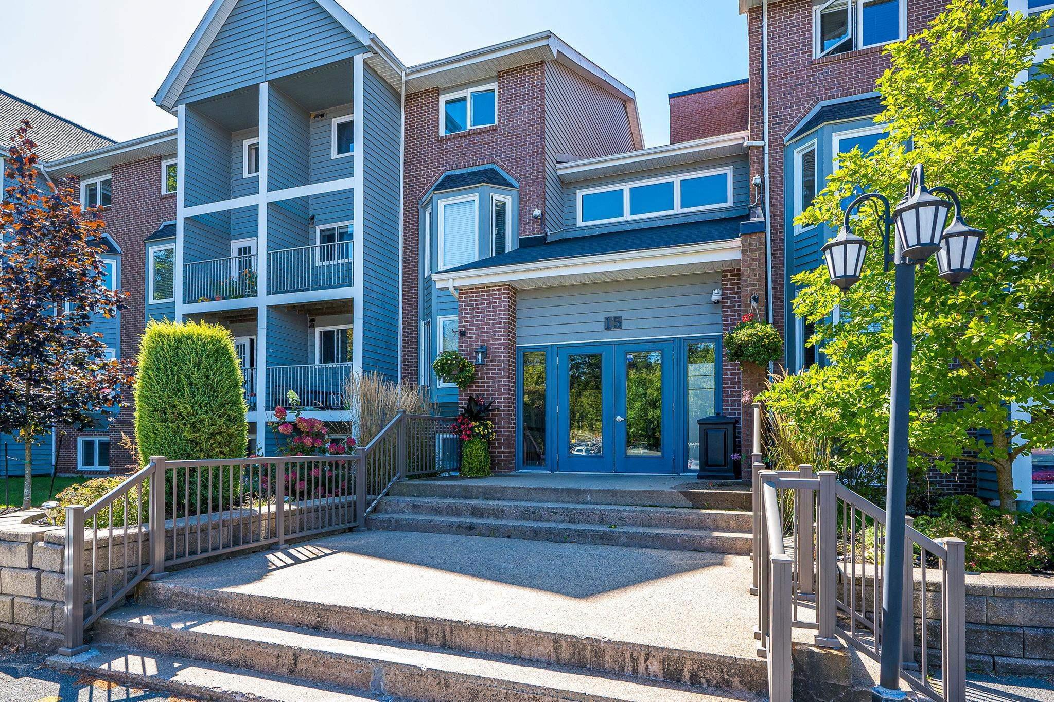 $329,900.00: 319 15 Knightsridge Drive, Halifax