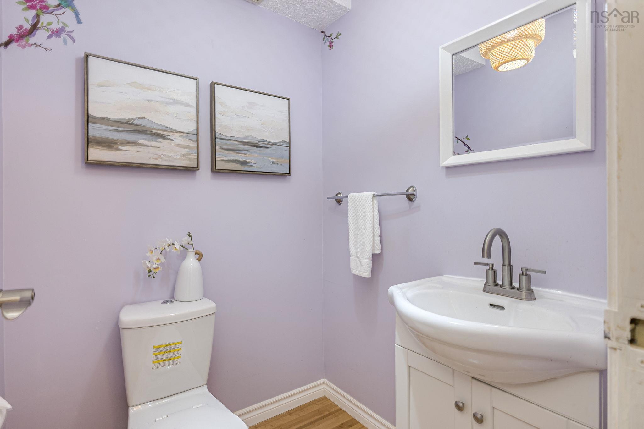 $329,900.00: 319 15 Knightsridge Drive, Halifax