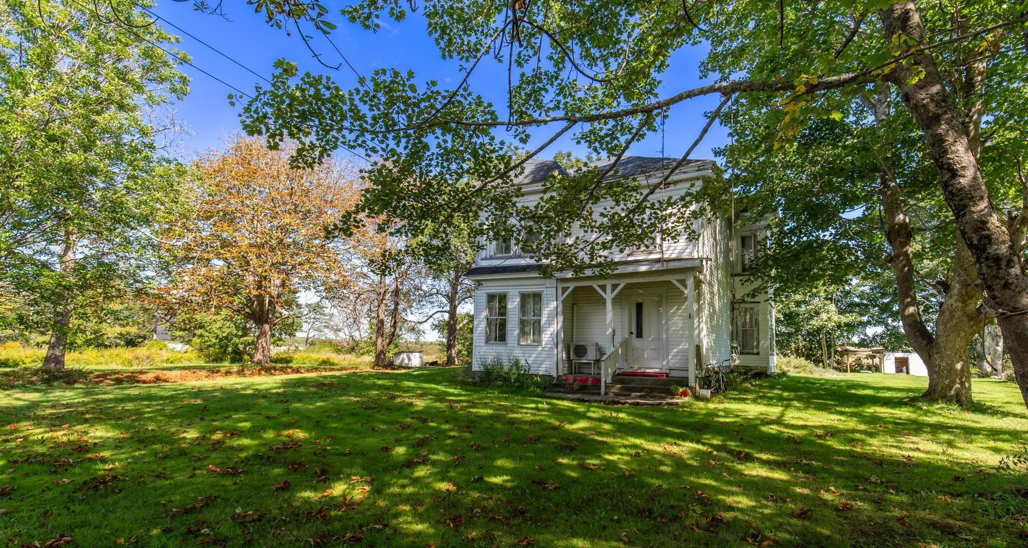 $199,000.00: 1786 Highway 1, Wellington