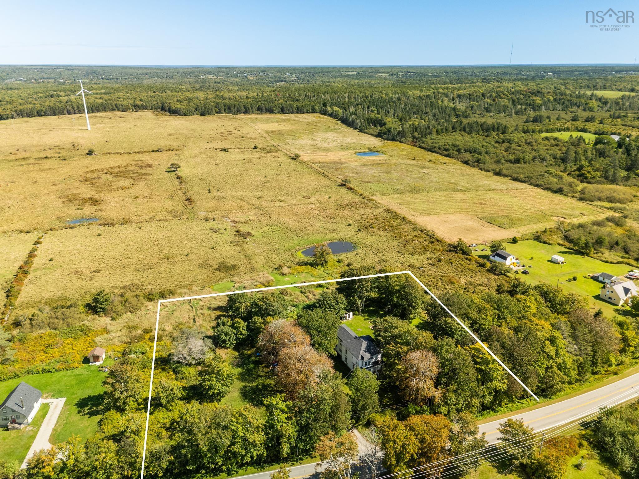 $199,000.00: 1786 Highway 1, Wellington