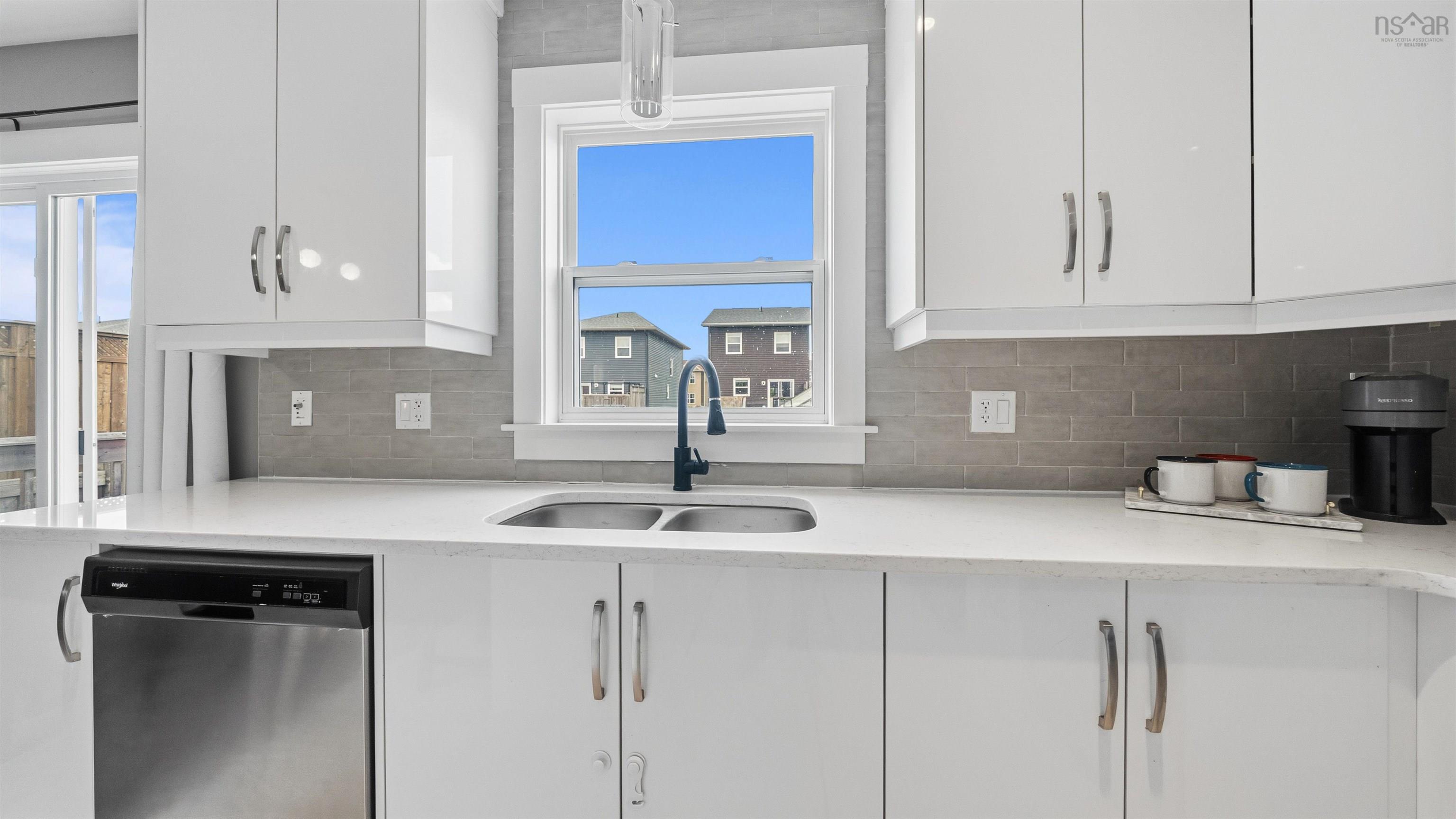 $599,900.00: 196 Titanium Crescent, Spryfield